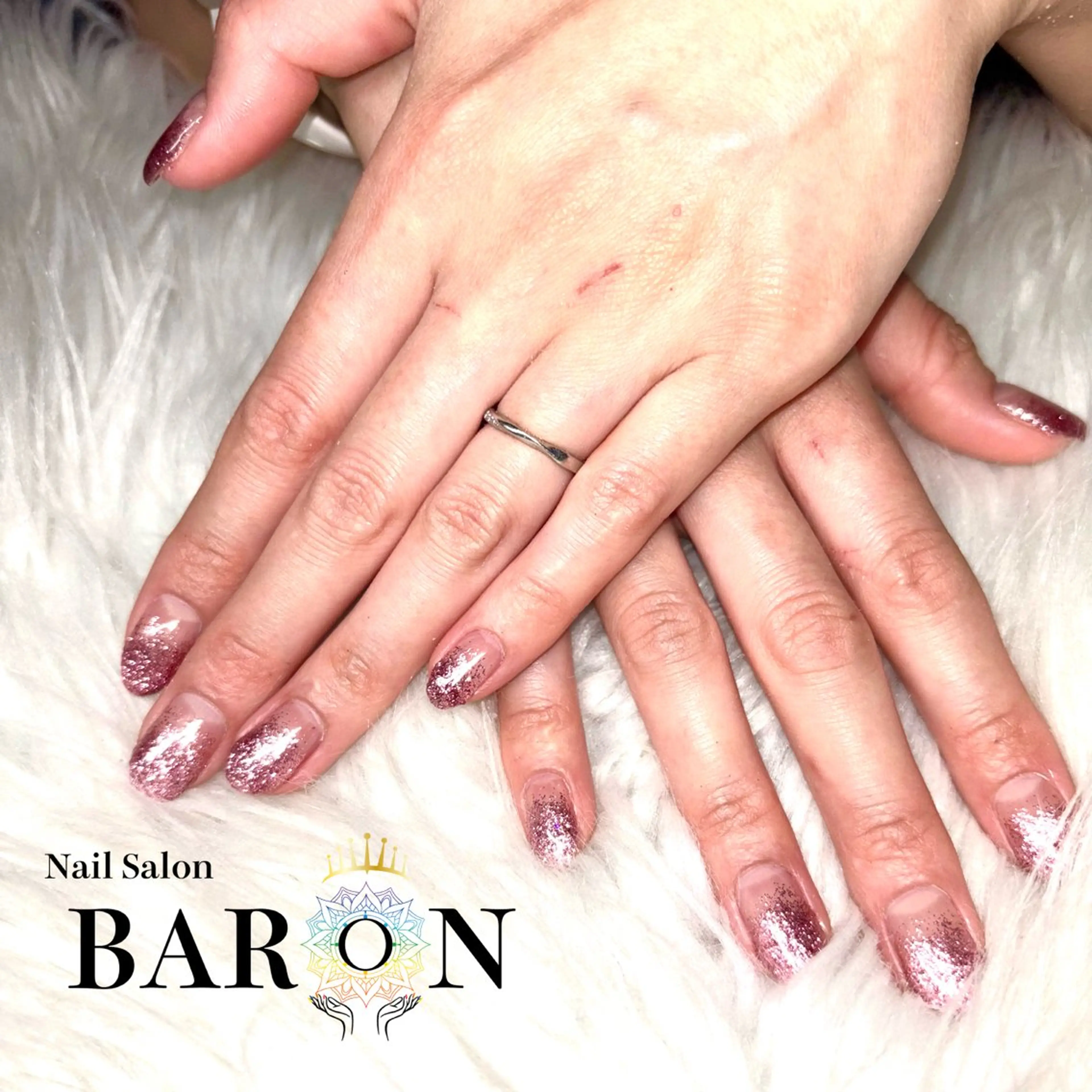 ネイル ラメ(グリッター) ラメグラデーション ピンク ♛︎BARON♛︎ MASHIROのネイルデザイン