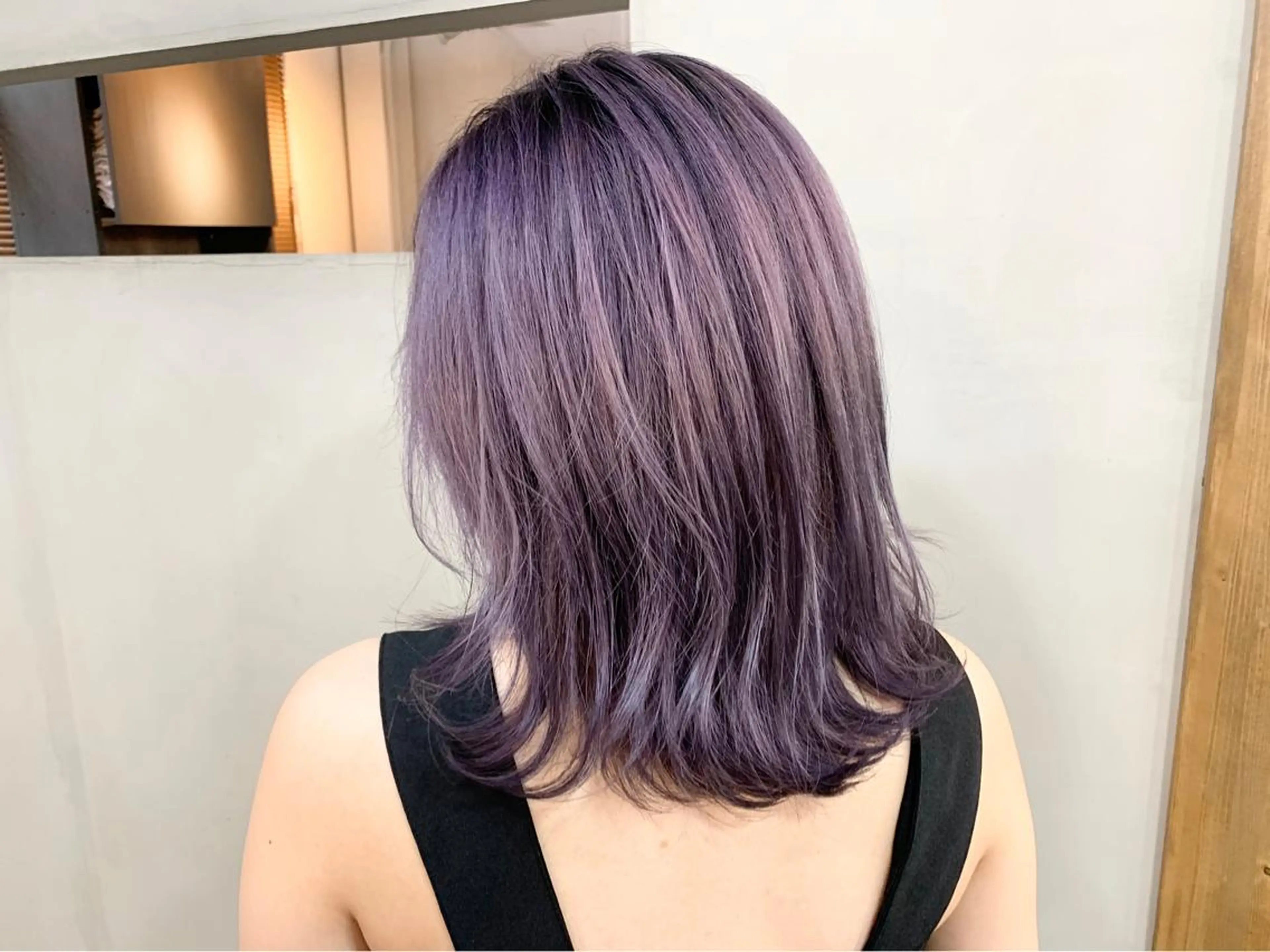 ミディアム カラー ネイル マツエク・マツパ ディープラベンダー ラベンダーカラー ヘアカラー ブリーチ特化 / share 元太のヘアスタイル