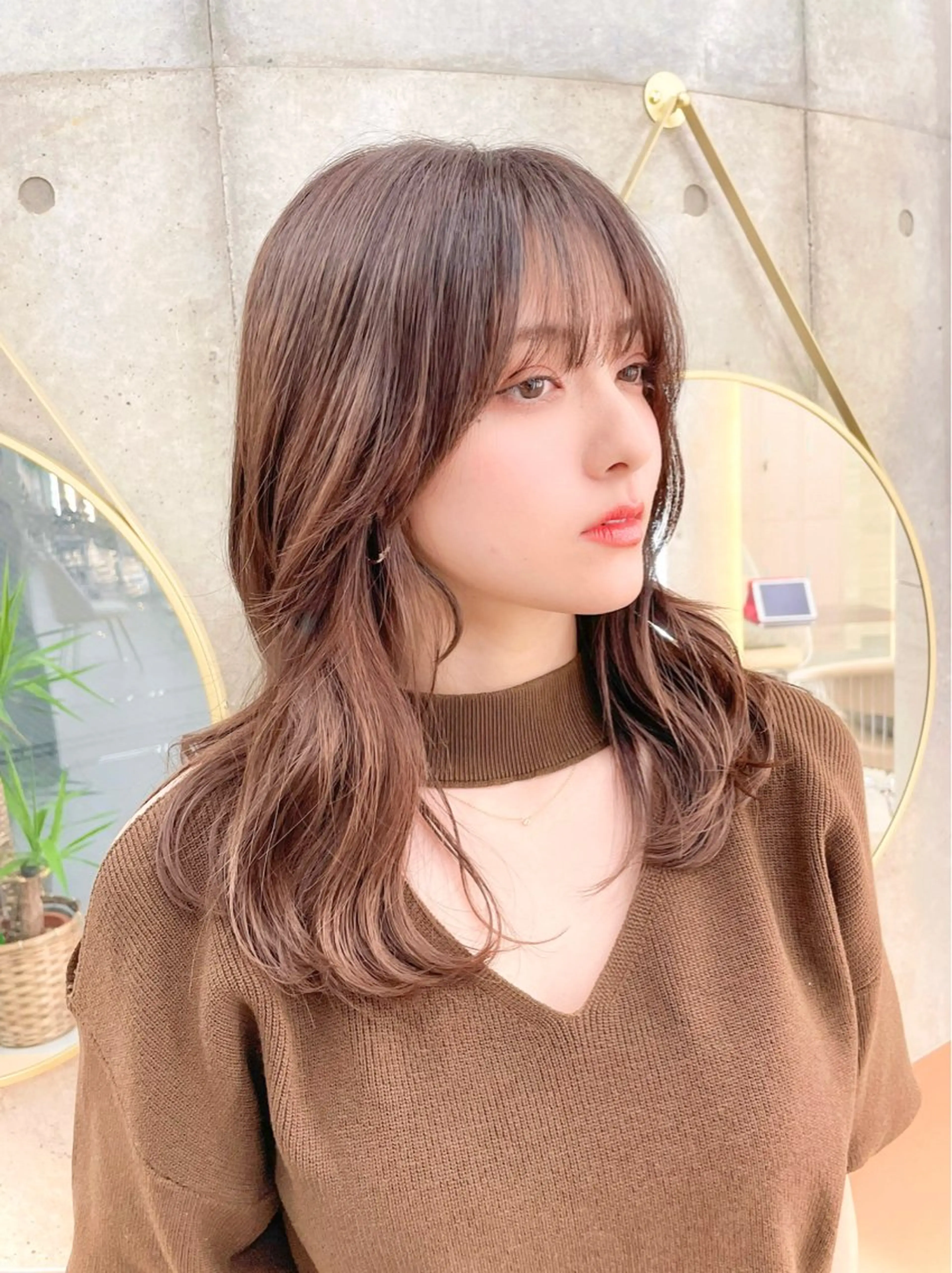 セミロング カラー カット ヘアカラー トリートメント 韓国ヘア🇰🇷 レイヤー/芝春樹のヘアスタイル