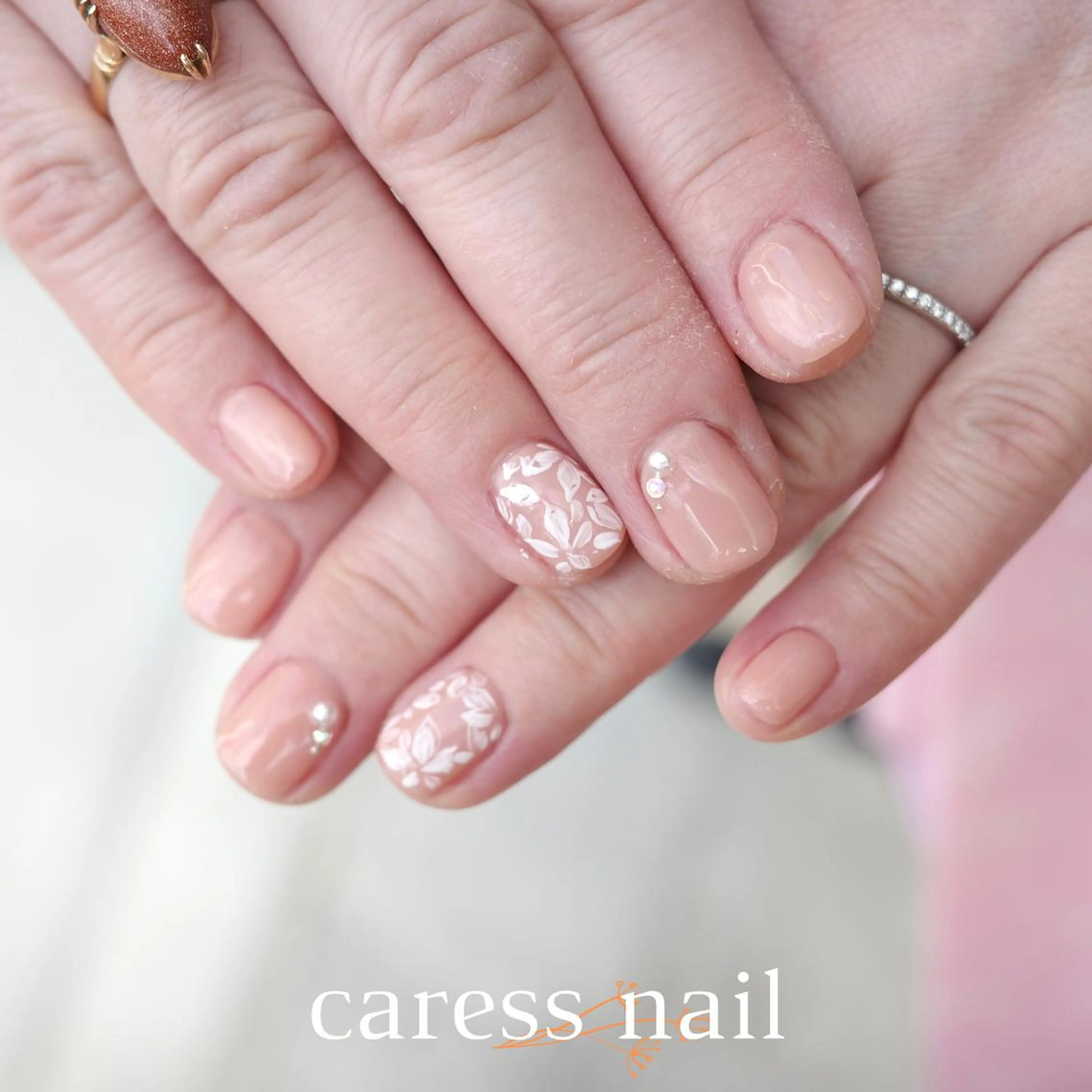 ネイル caress  nail カレスネイル　代々木上原所属・カレスネイル さいのネイルデザイン