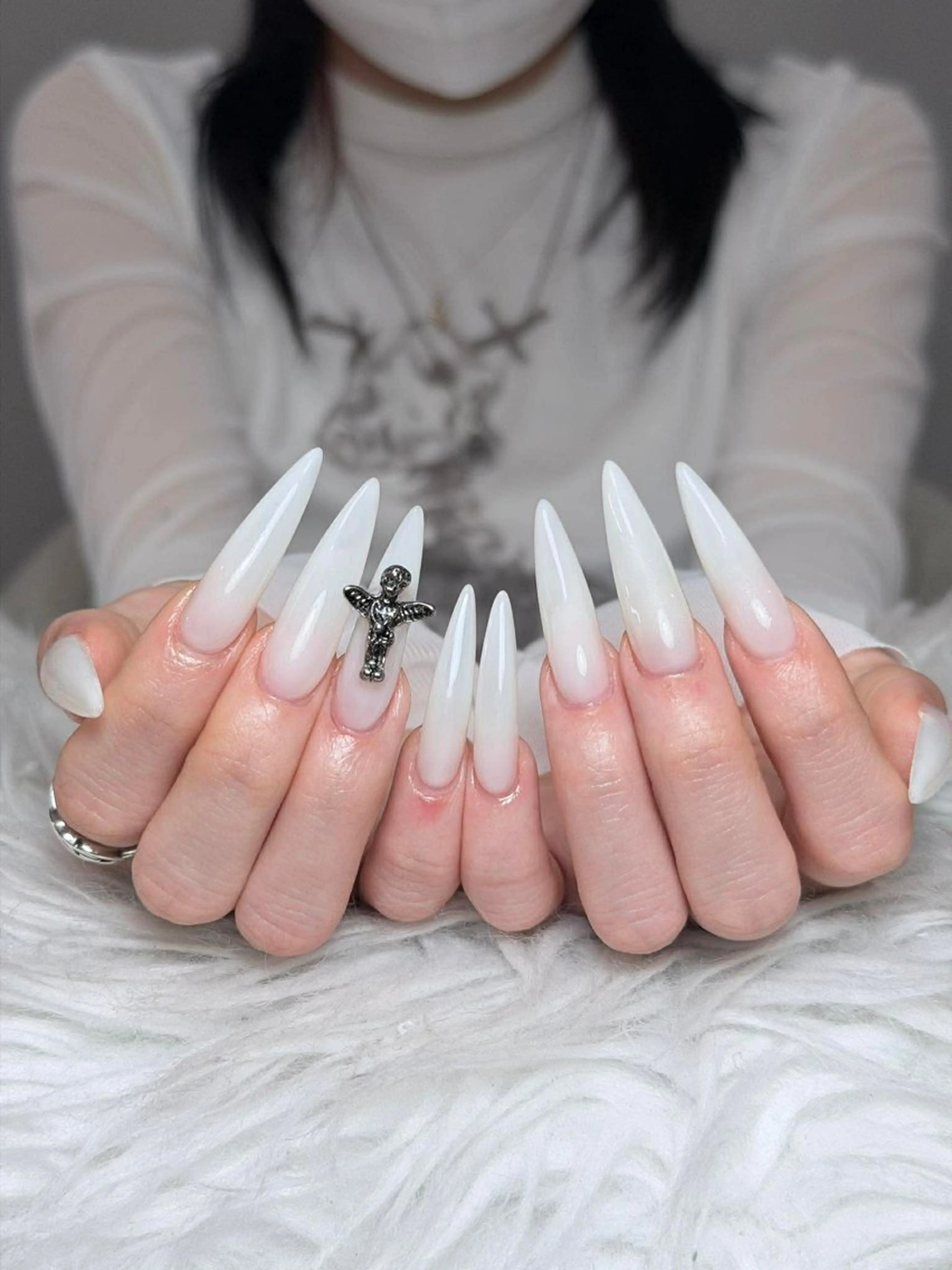 ネイル チークネイル ドット フレンチネイル グラデーション ハート ハンドネイル Julli NailStudioのネイルデザイン