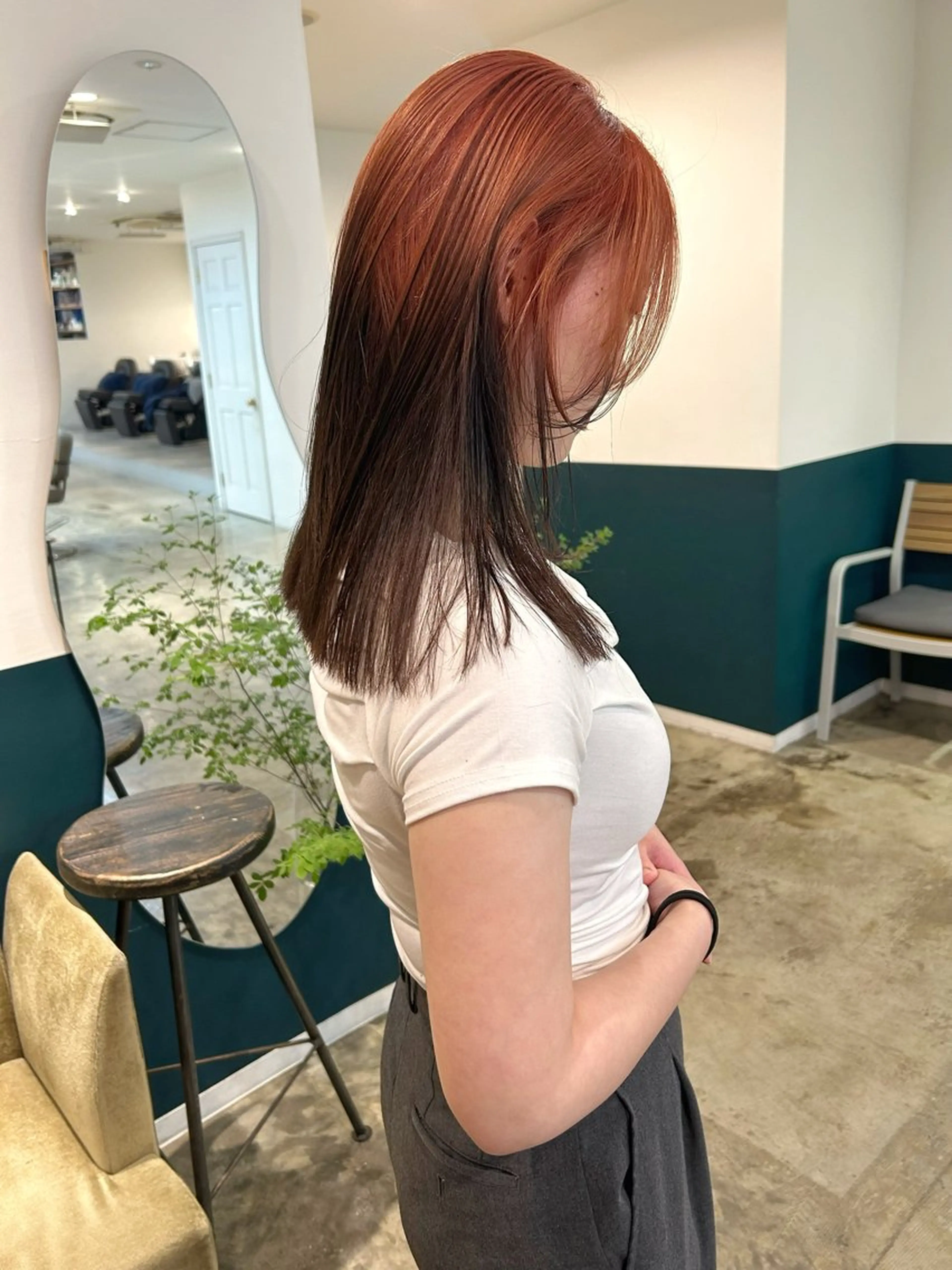 セミロング カラー 顔まわりレイヤー 顔周りカット レイヤーカット カット ヘアカラー カラーリスト菅野 竜矢🌈のヘアスタイル