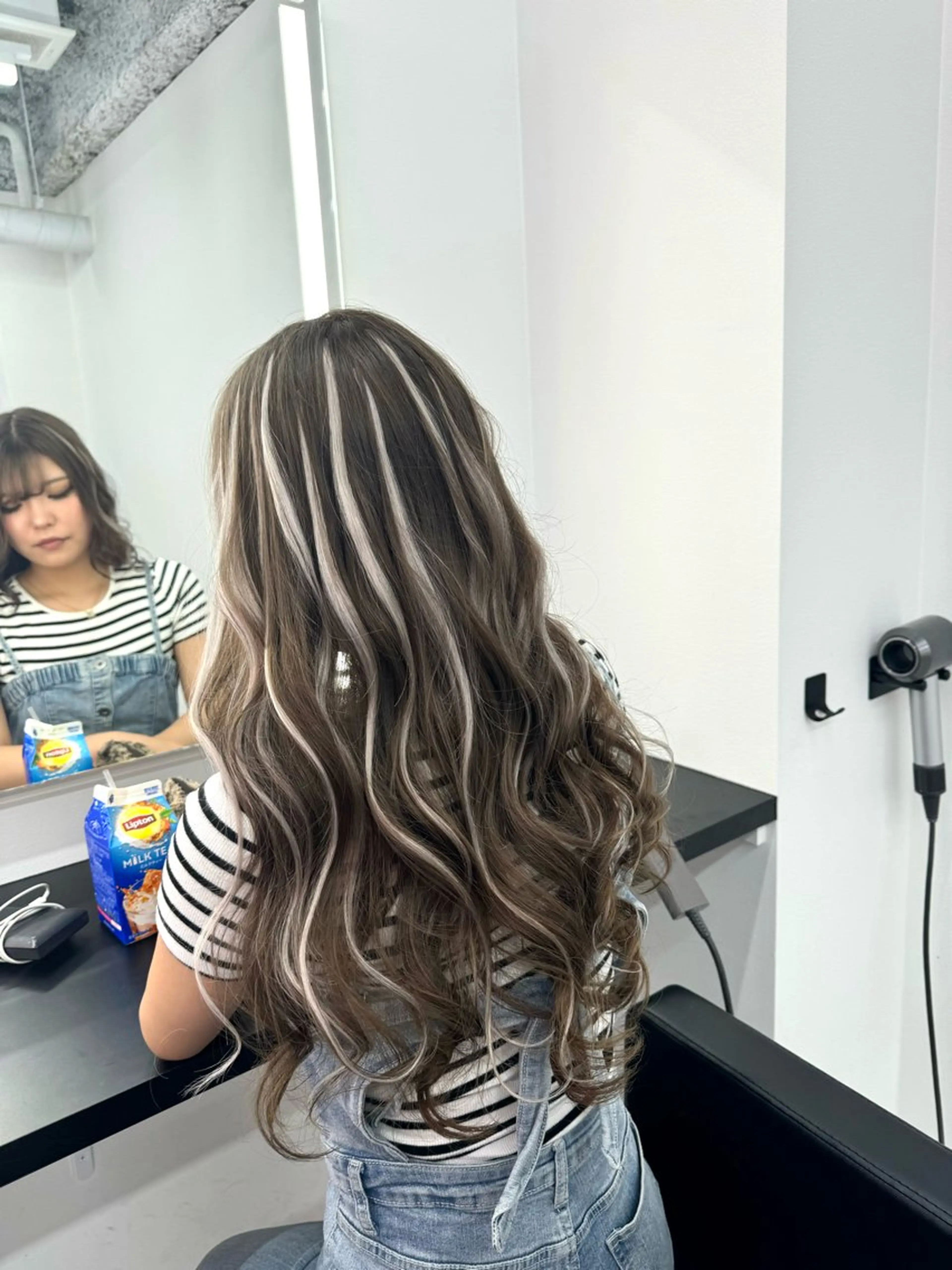 ロング カラー EGO所属・ブリーチカラー💖 rukaのヘアスタイル