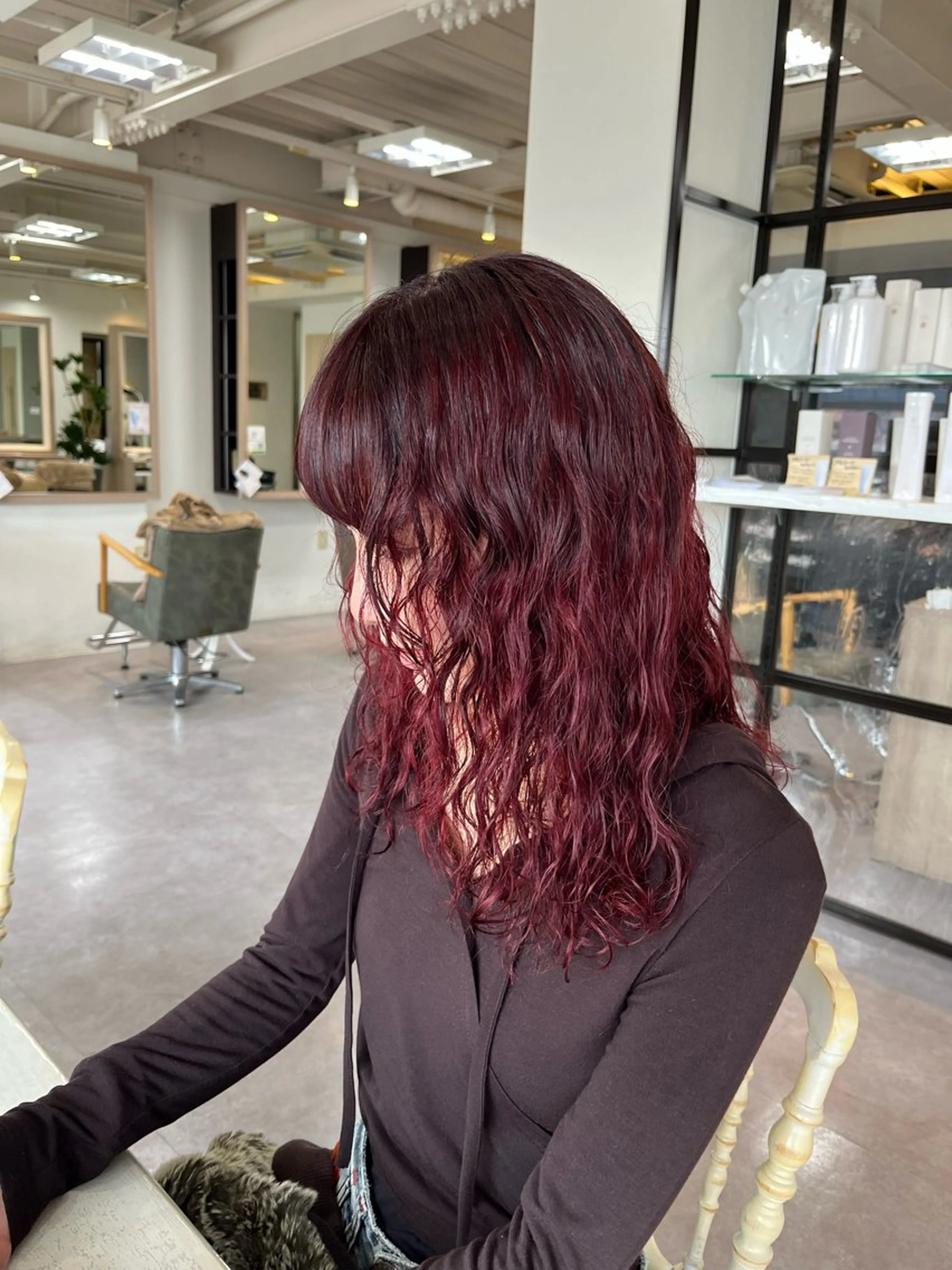 セミロング カラー パーマ スリール所属・光本 千紘のヘアスタイル