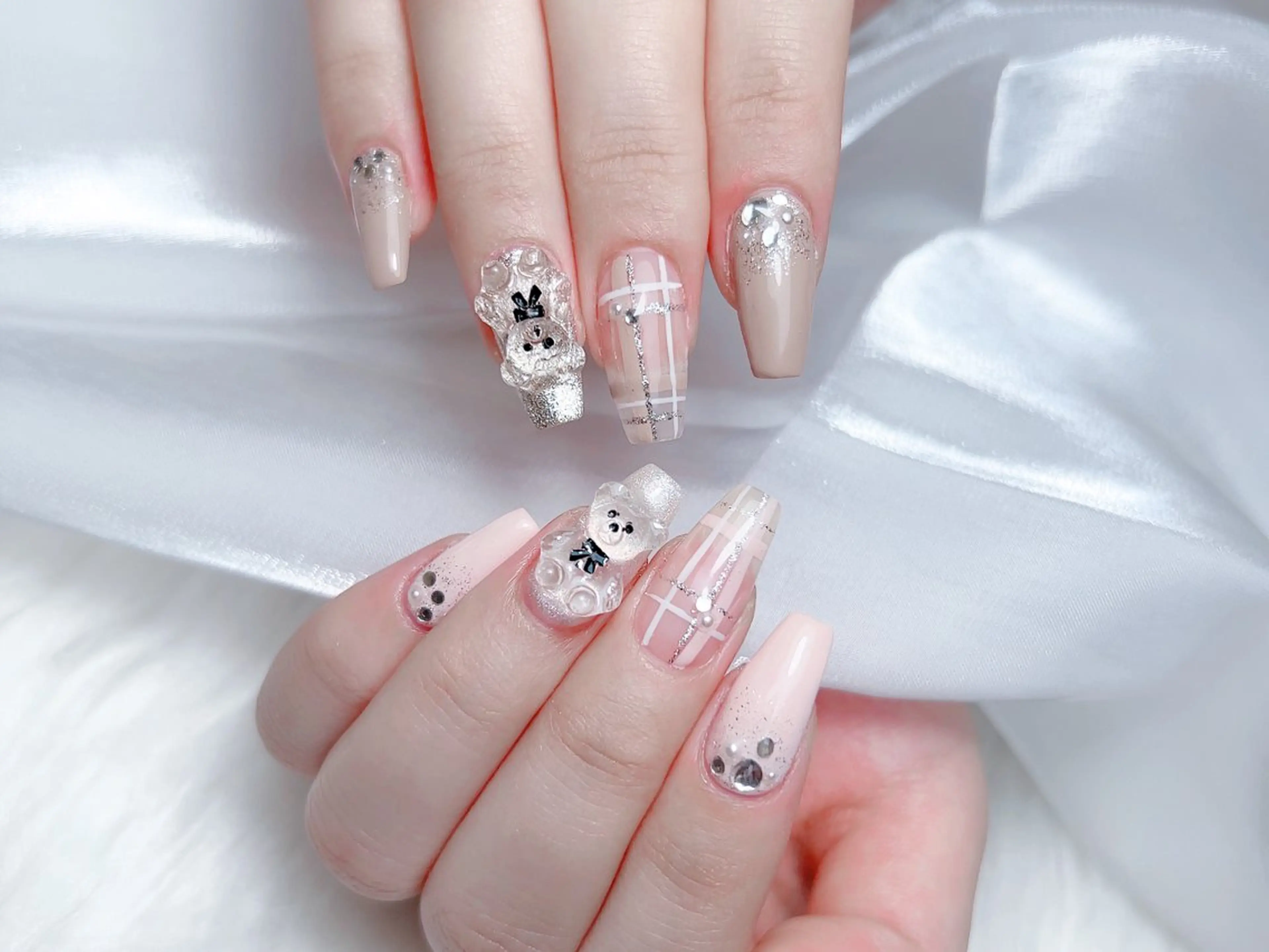 ネイル ハンドネイル 🎀M nails✨ ビューティーのネイルデザイン