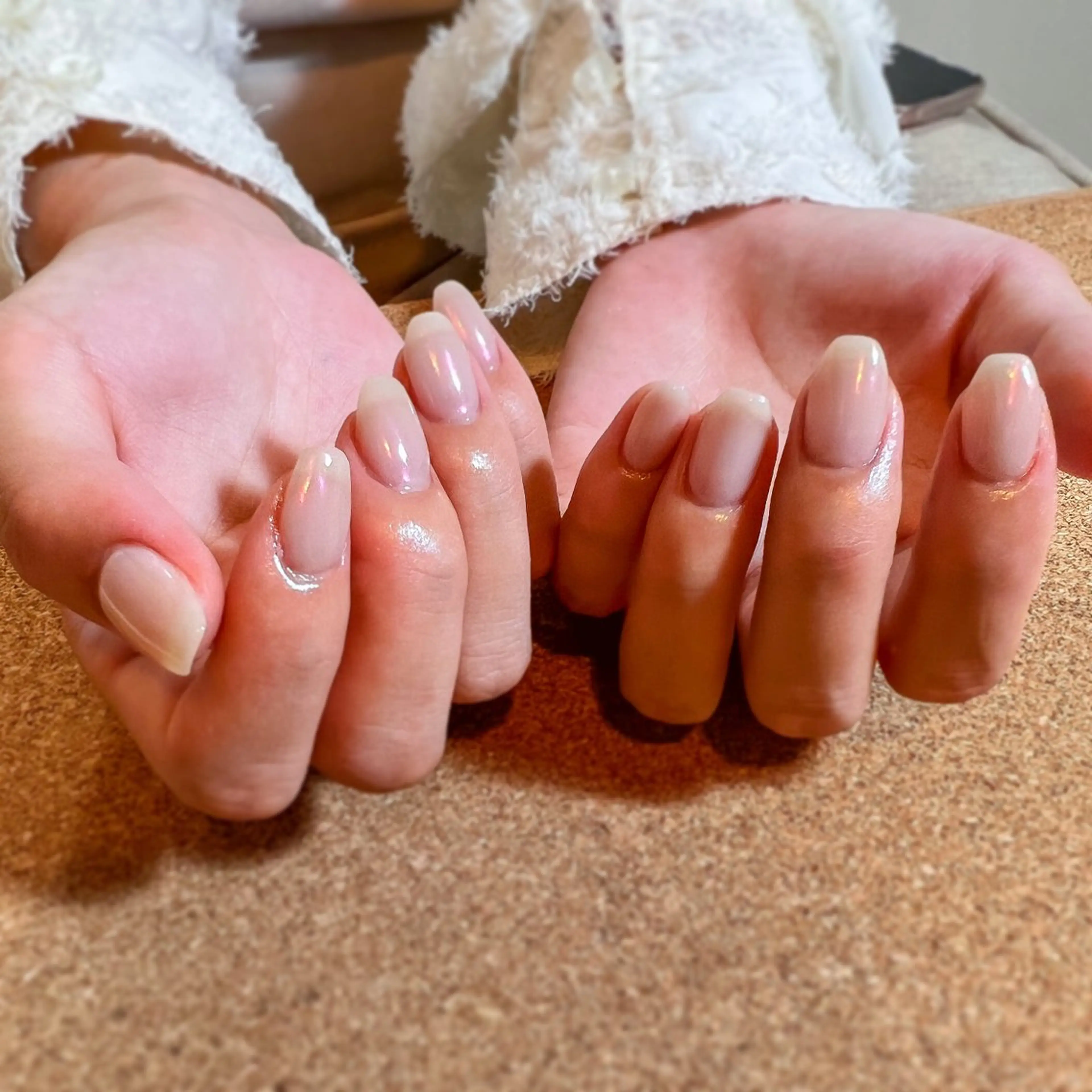 ネイル オーロラネイル ミラーネイル ピンク フットネイル pointillé .ayaのネイルデザイン