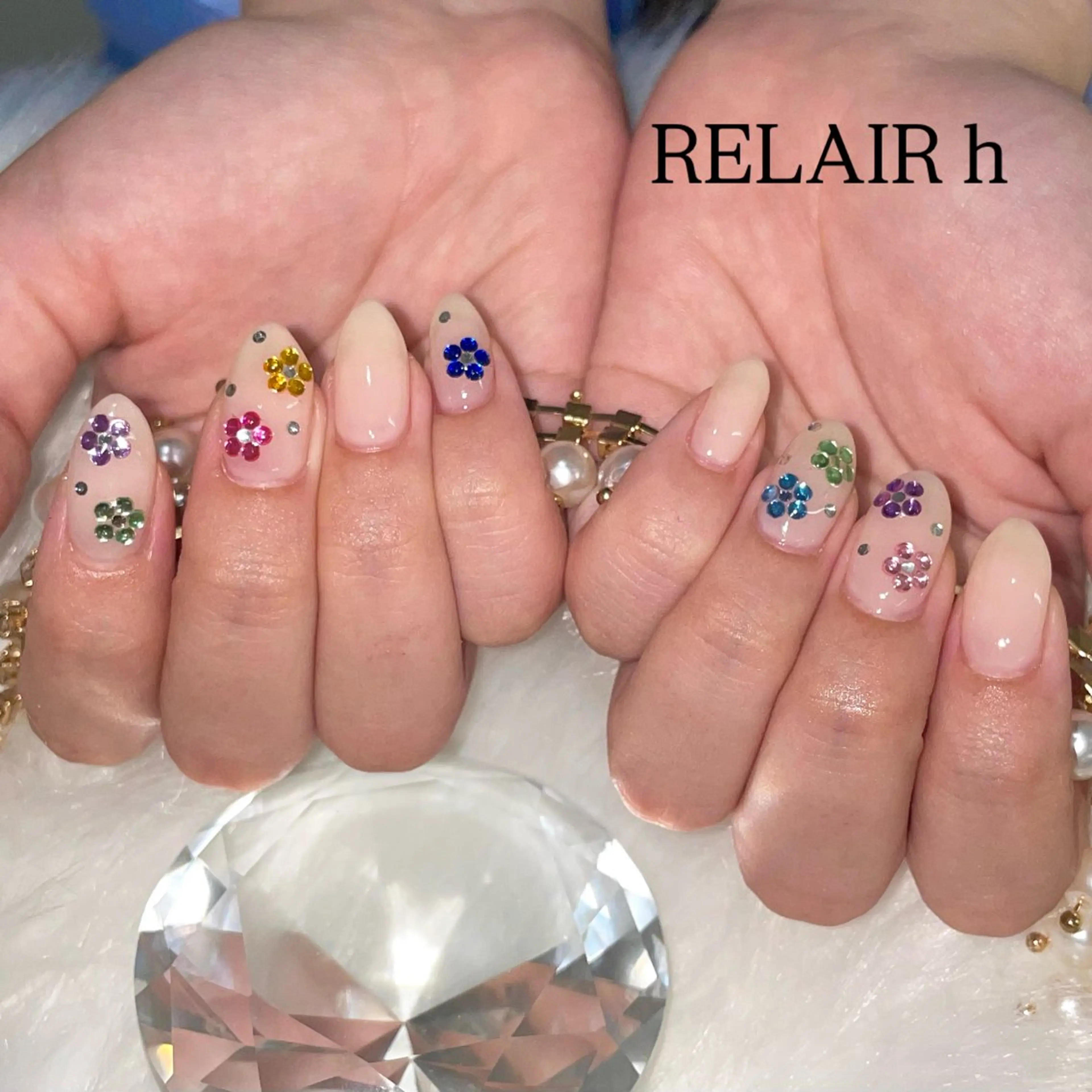 ネイル RELAIR h所属・西村 彩音のネイルデザイン