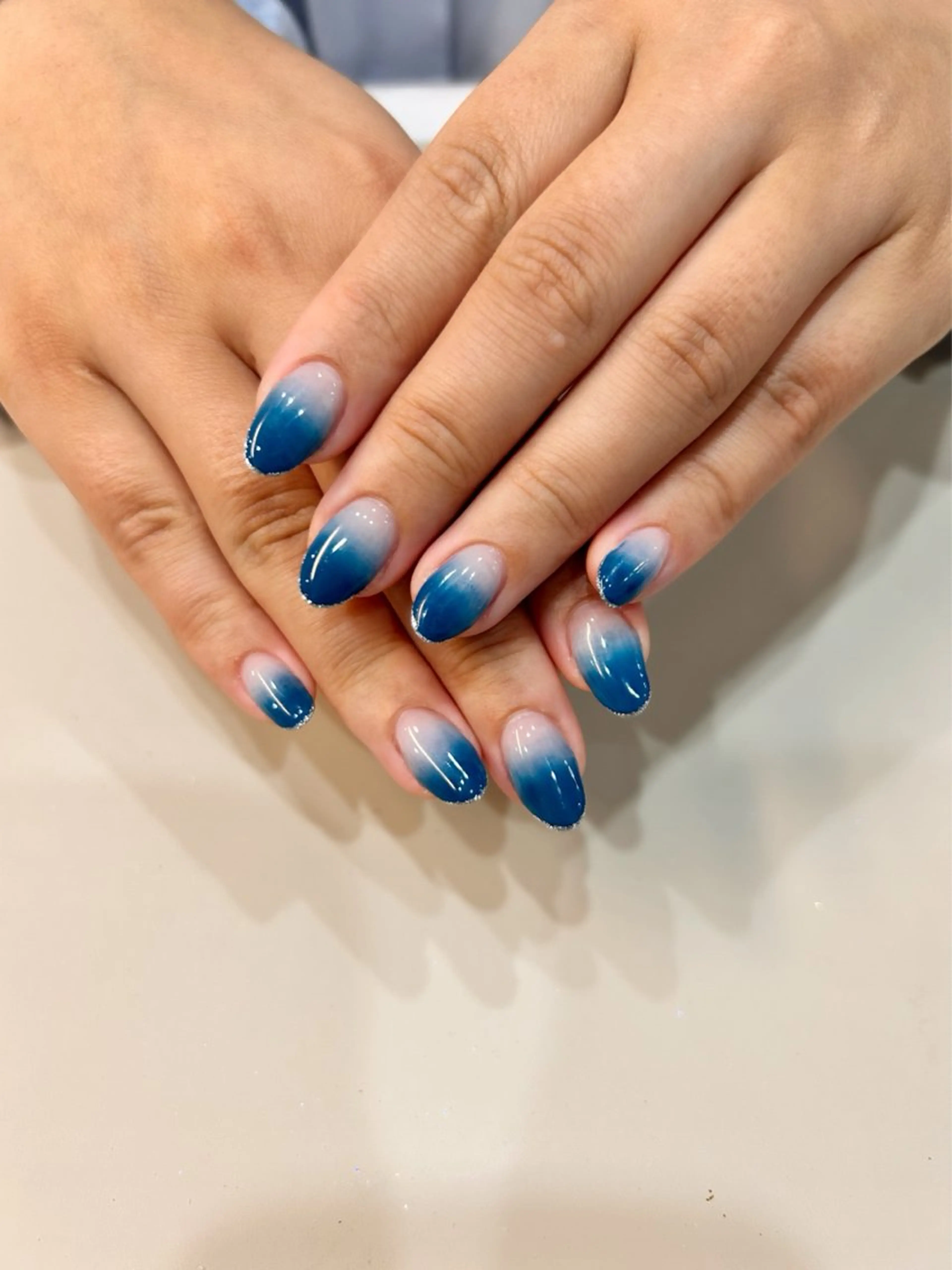 ネイル gratify心斎橋 松本のネイルデザイン