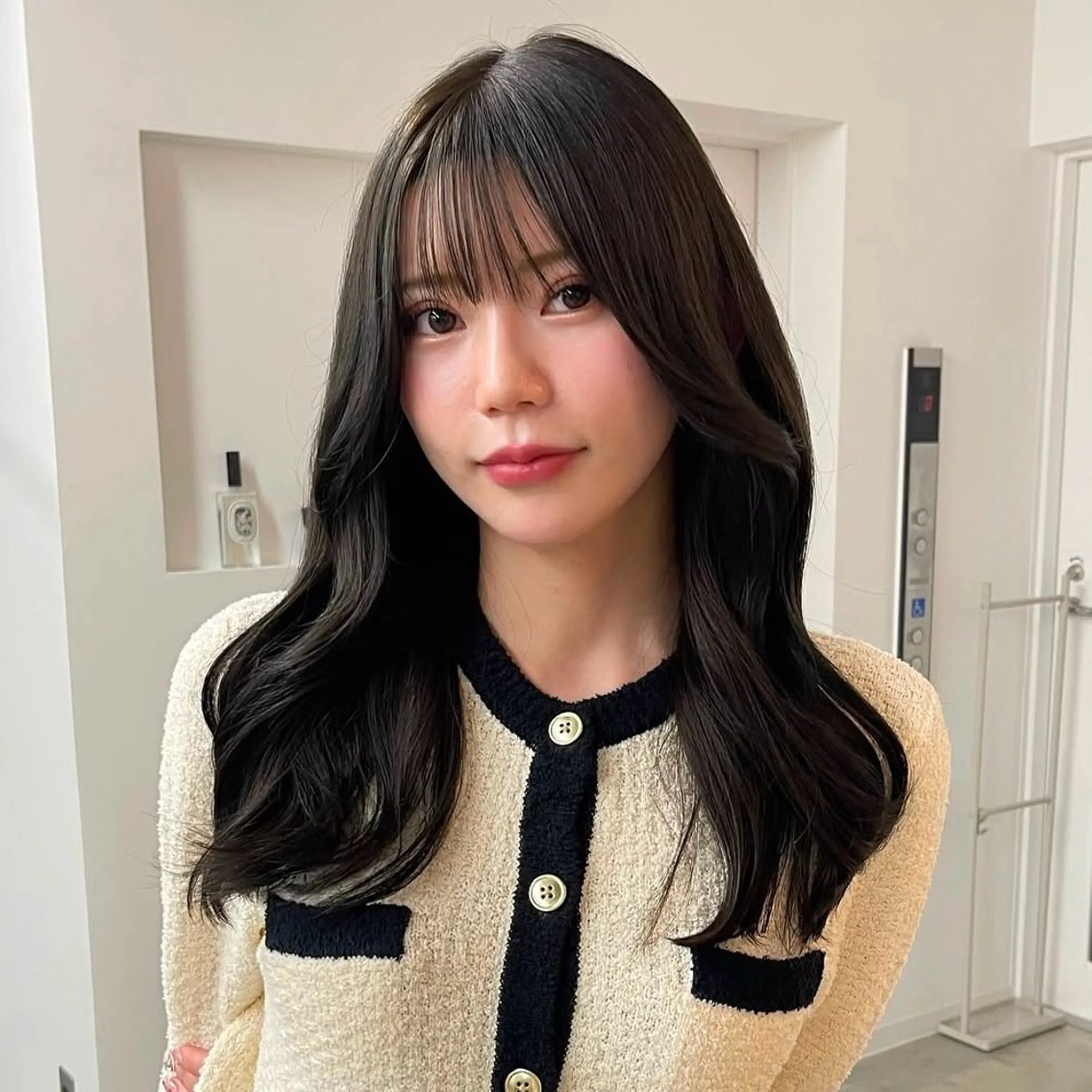 セミロング カラー 透明感ワンカラー梅田 ダブルカラー/川上のヘアスタイル