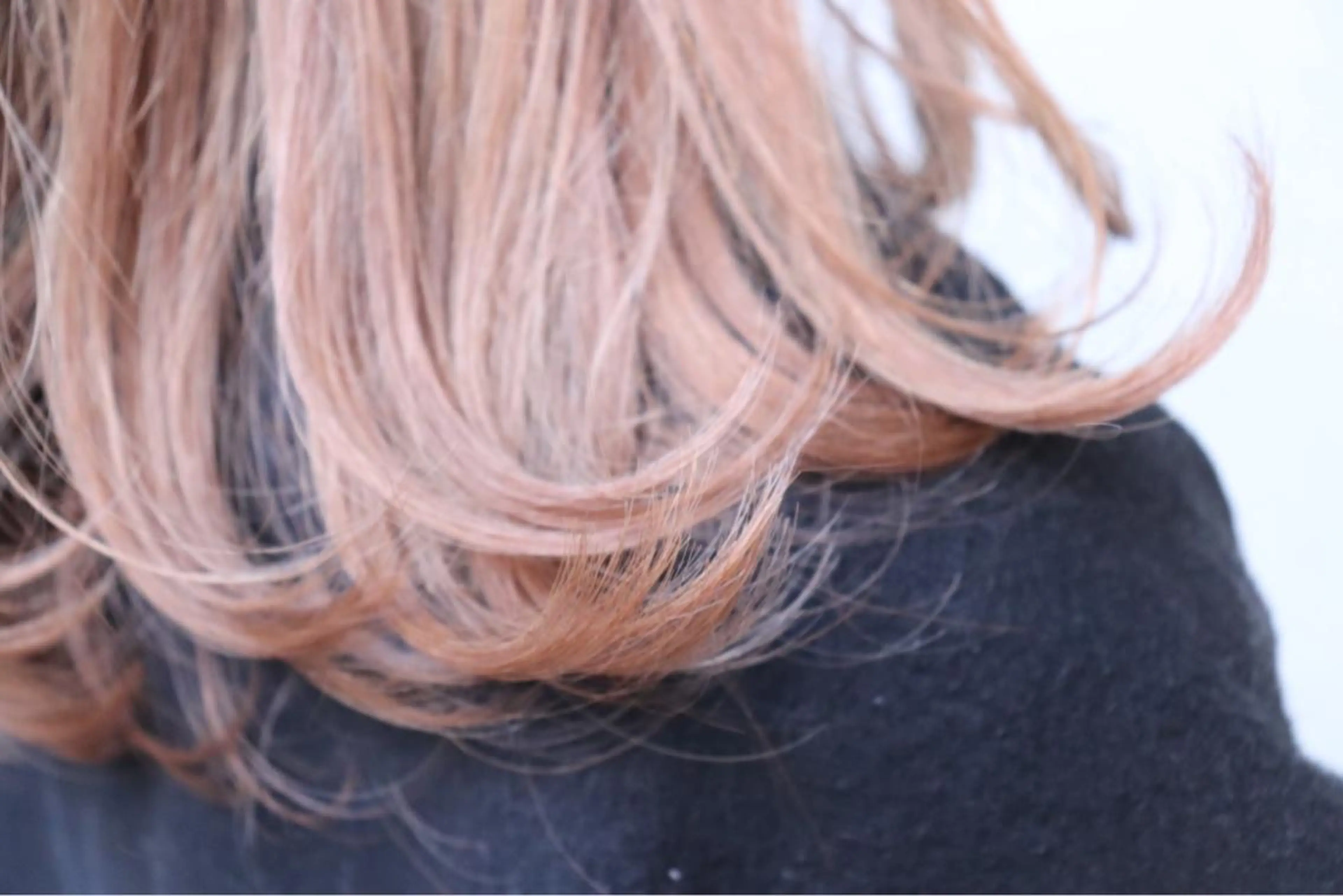 ミディアム カラー ベージュカラー ピンクカラー ViaLa Hair 🌈すずきたくむ✂︎のヘアスタイル