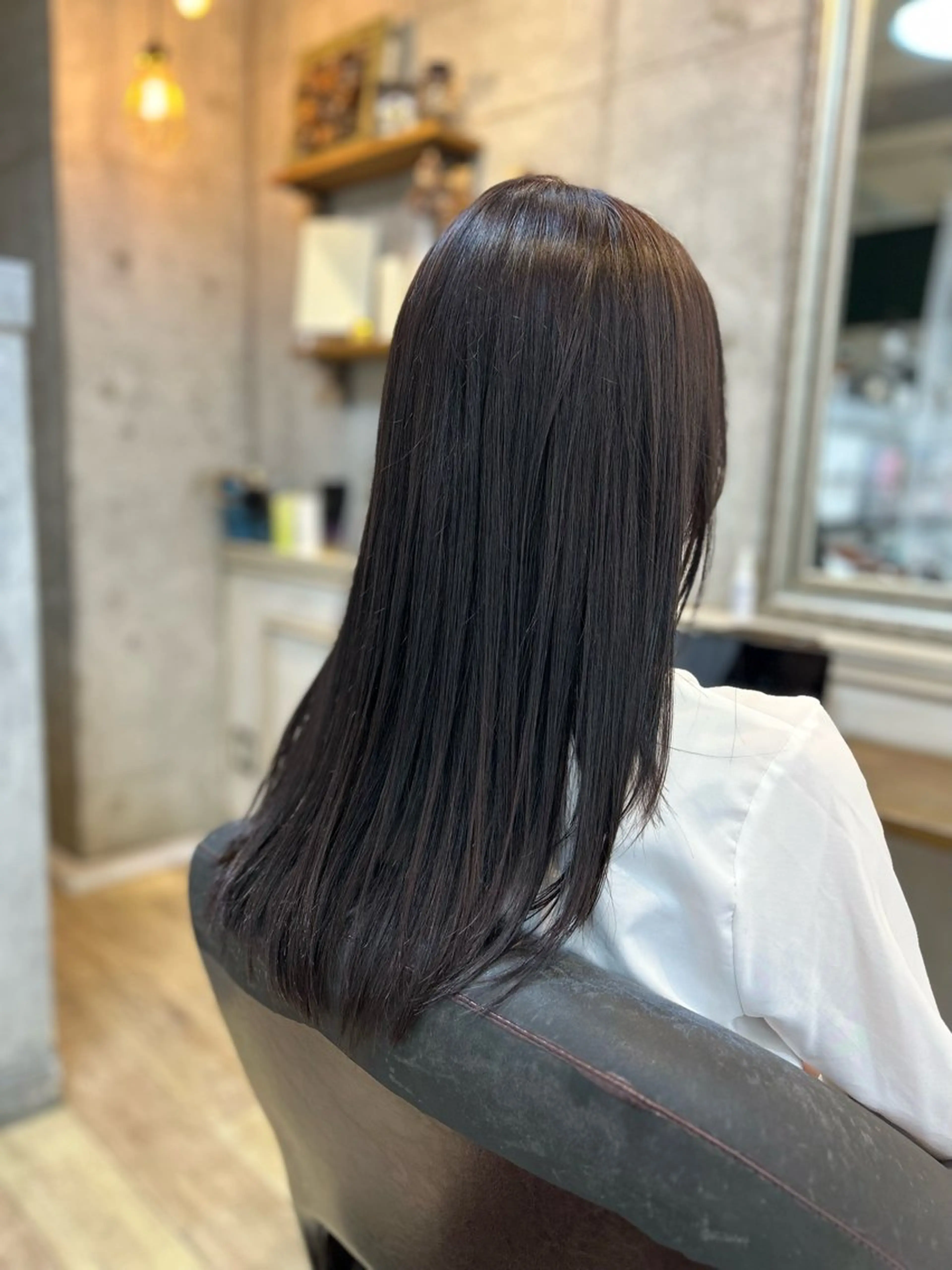 艶感UPさらさら縮毛矯正(カットは含みません)の写真