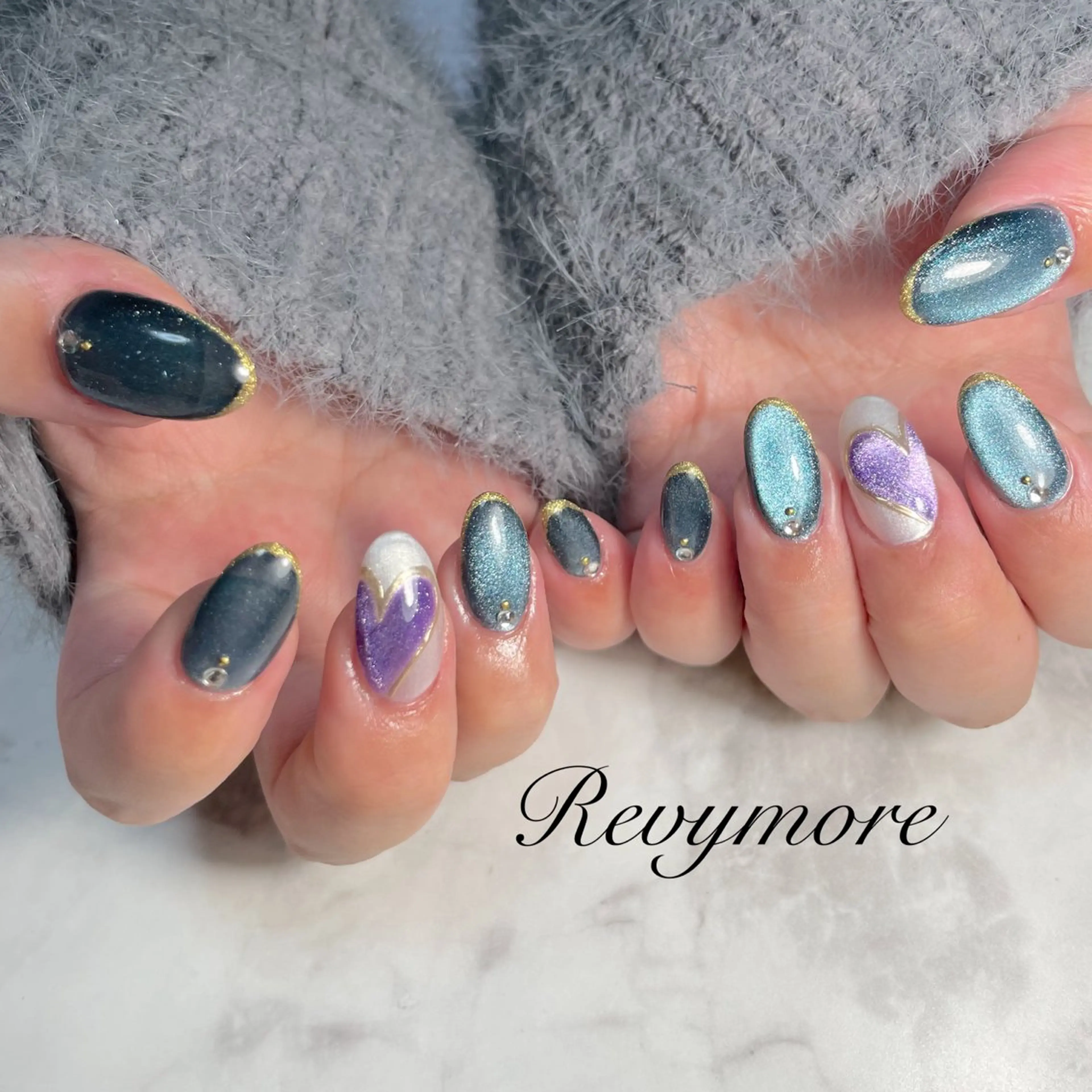 ネイル ジェルネイル ハート 韓国ネイル マグネットネイル ニュアンスネイル nail salon Revymore所属・nail salon Revymoreのネイルデザイン