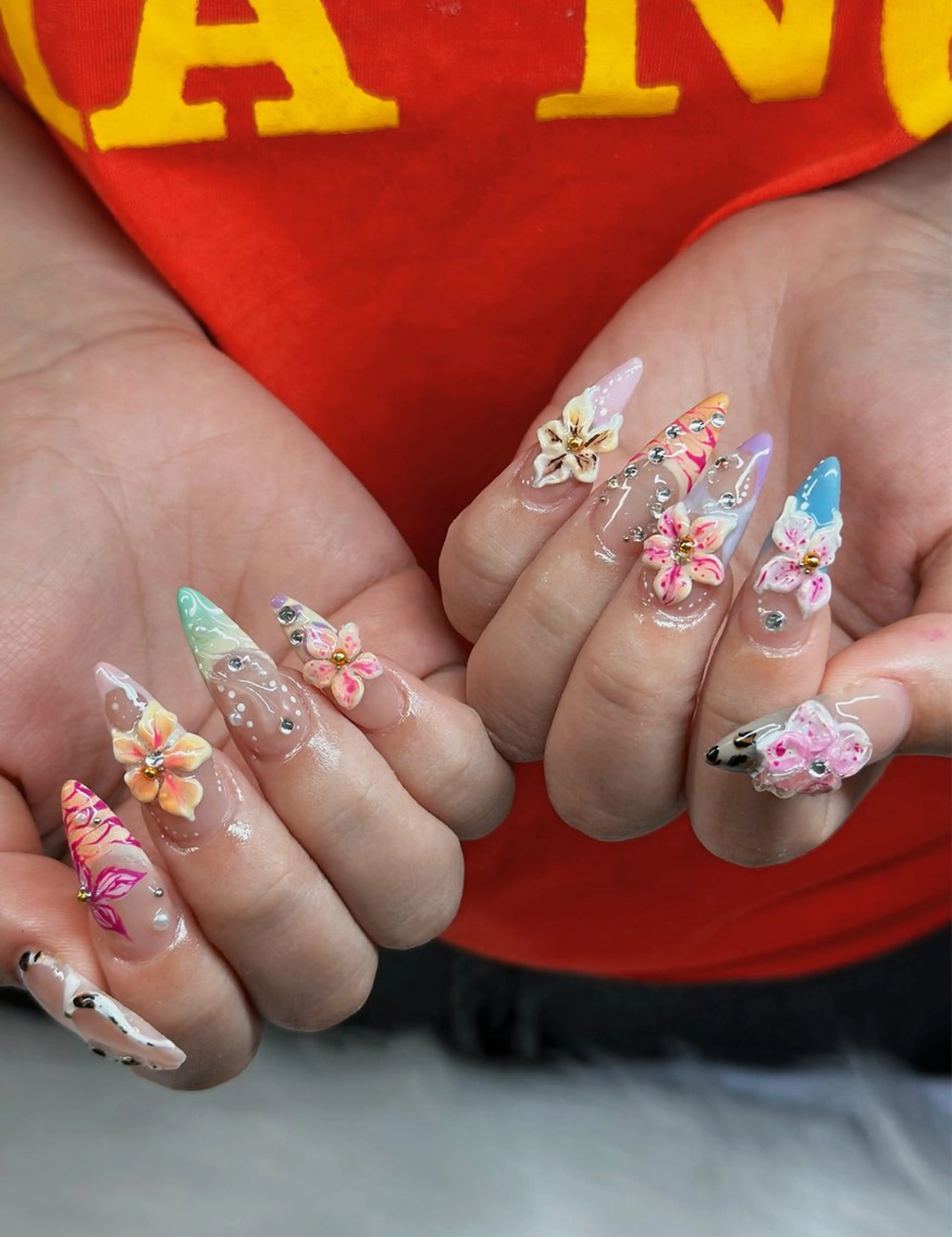 ネイル フレンチネイル ジェルネイル キラキラネイル 韓国ネイル マグネットネイル ハンドネイル gin ginのネイルデザイン