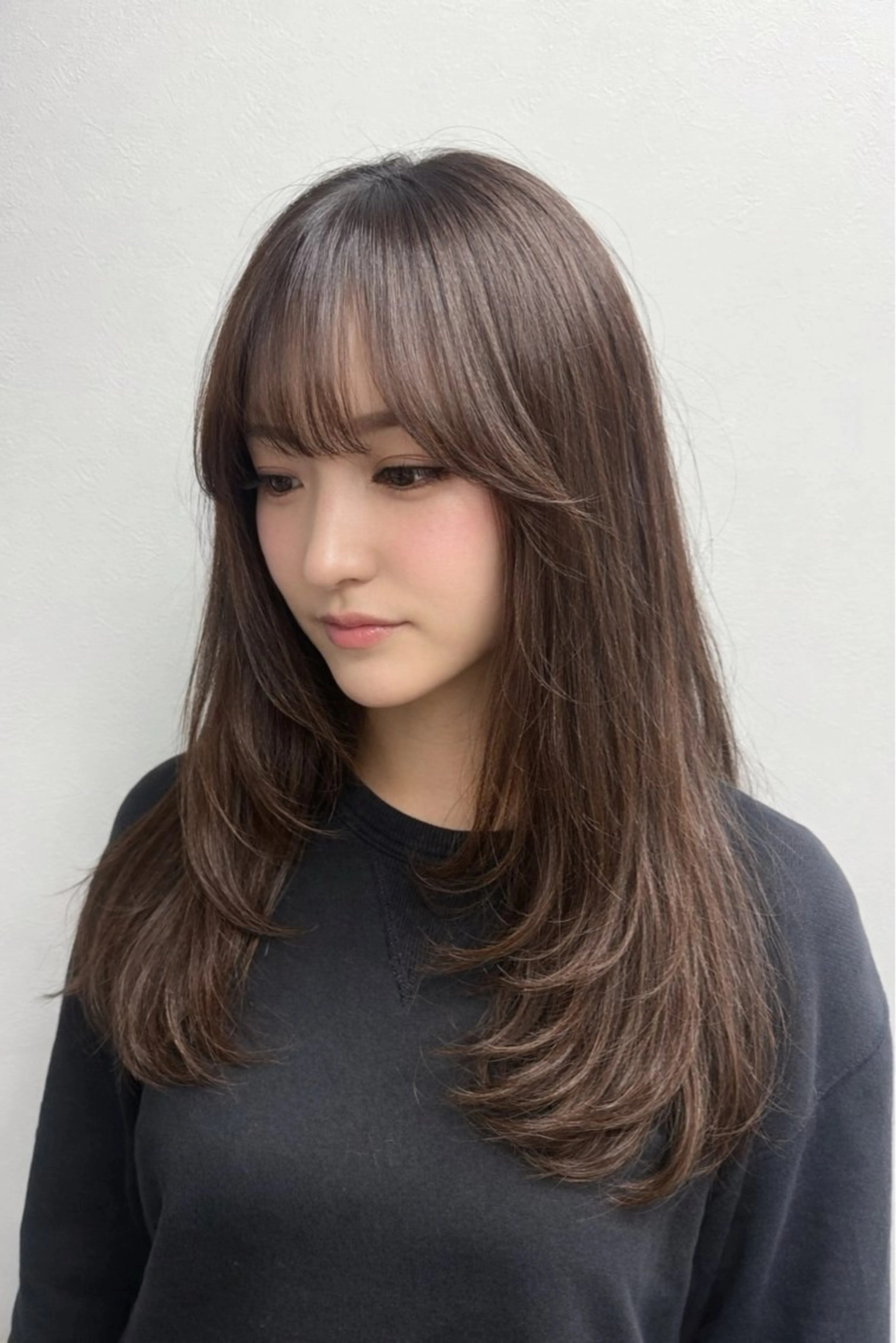 ロング カット ハイトーン×艶カラー 🤍MIZUKIのヘアスタイル