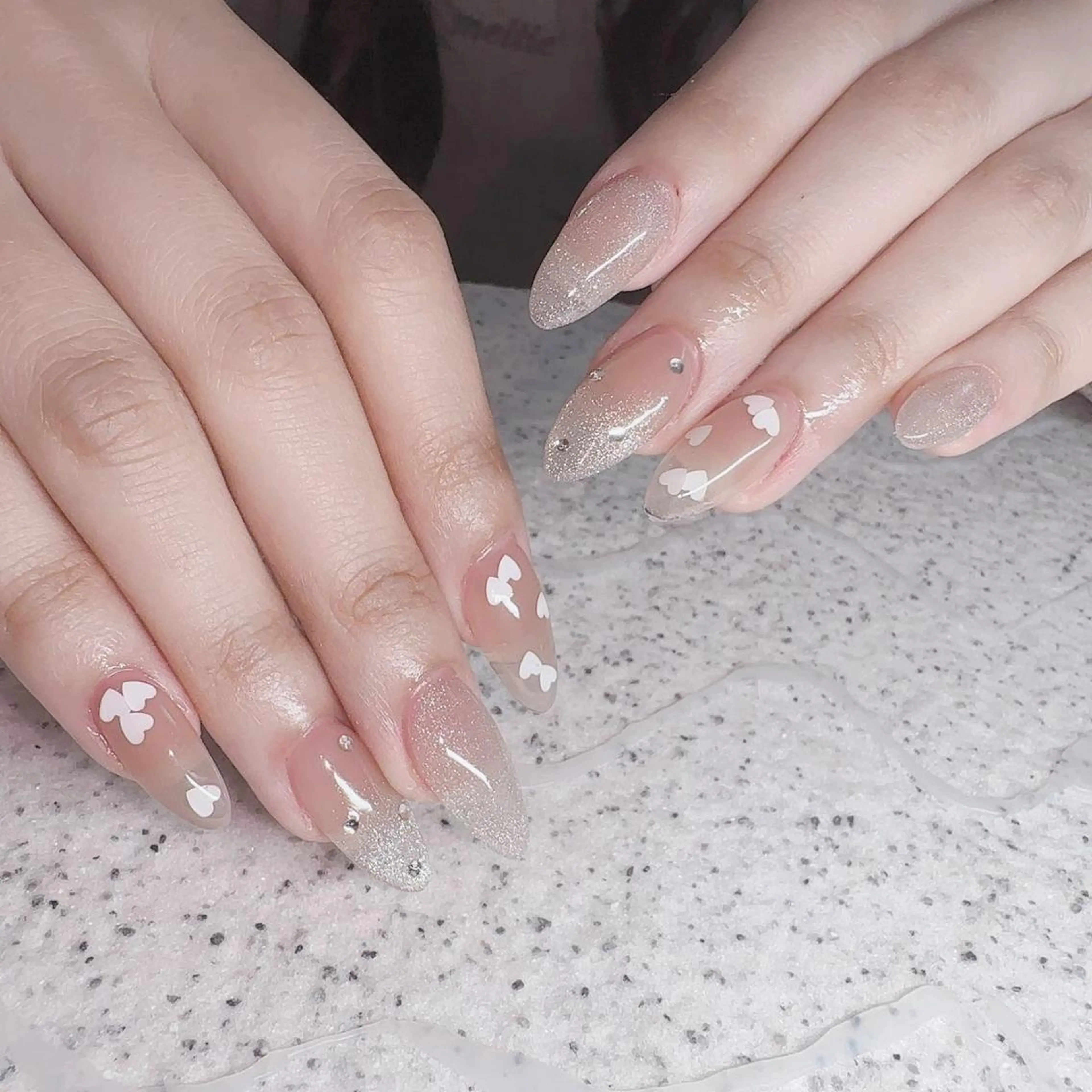 ネイル 長さ出し ネイルチップ Queens ゲンのネイルデザイン