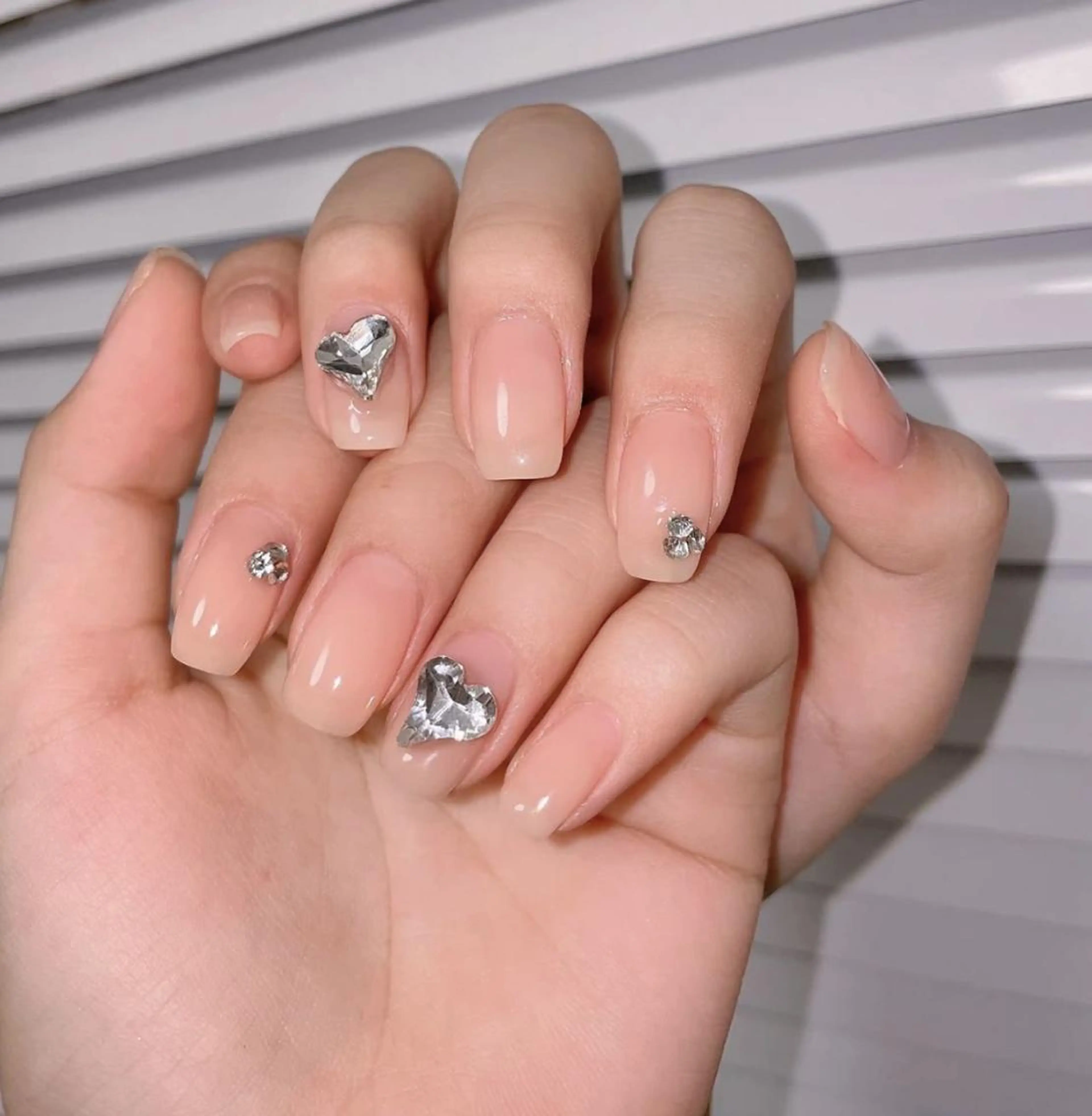 ネイル ラメ(グリッター) ラメグラデーション ワンカラーネイル Queens マオのネイルデザイン