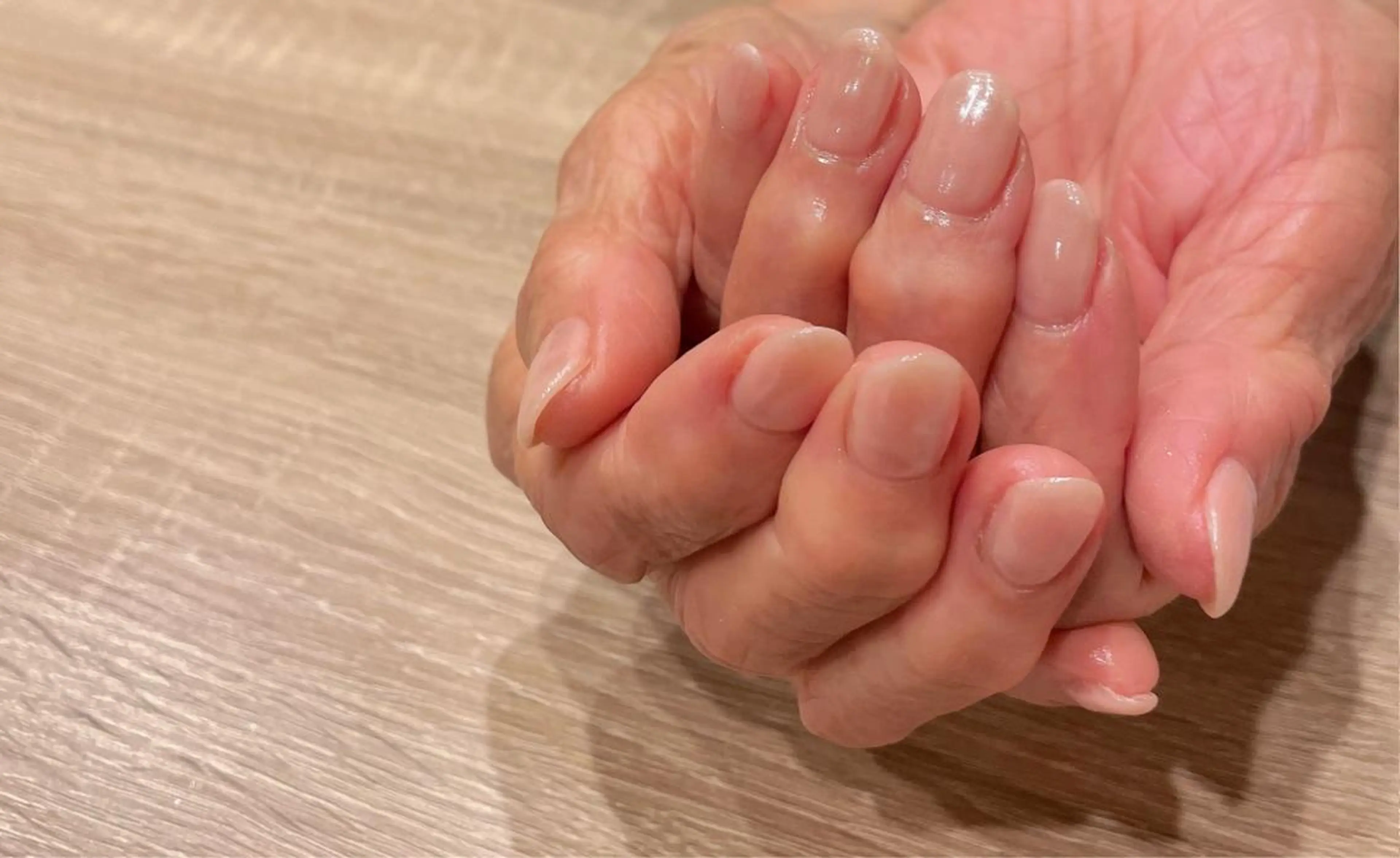 ネイル ミラーネイル ハンドネイル liberté所属・liberté🫧 新小岩のネイルデザイン