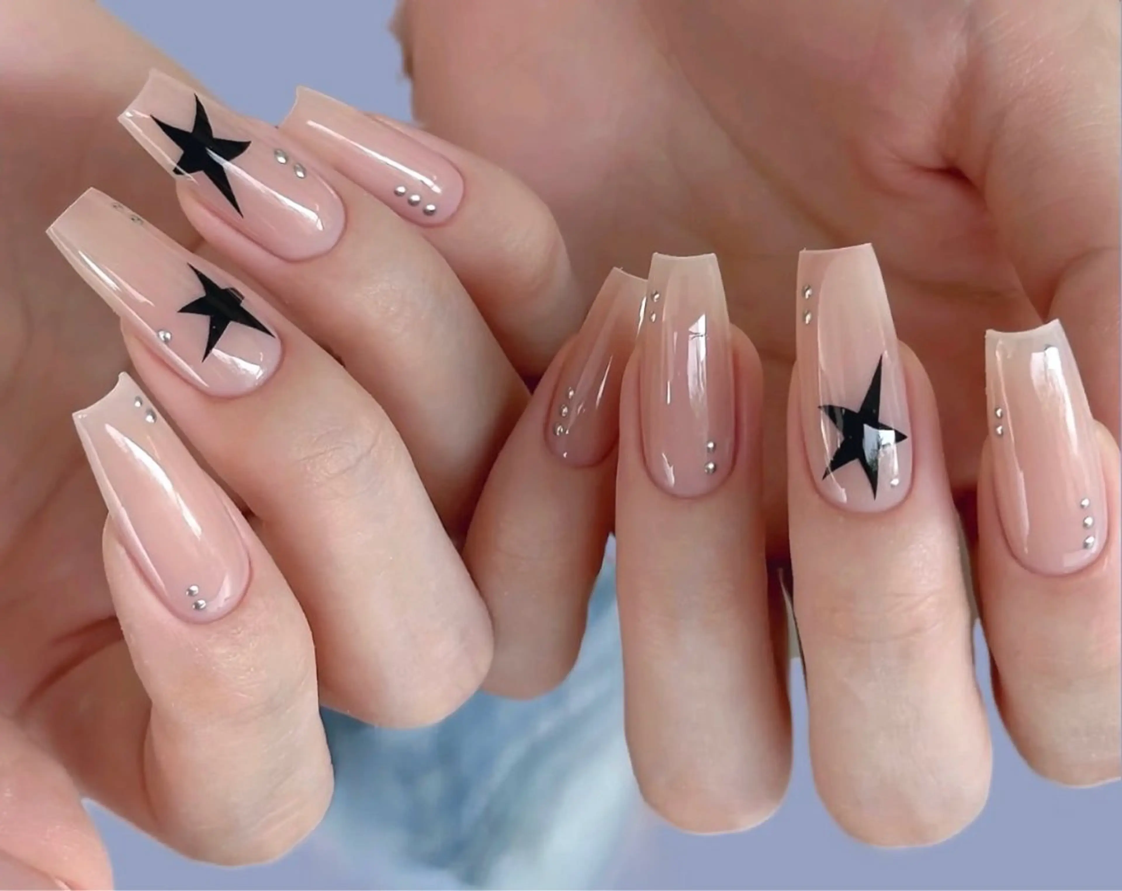 ネイル オーロラネイル フラワーネイル フットネイル フレンチネイル ジェルネイル ハンドネイル ハンドケア BabyYouMi nailのネイルデザイン