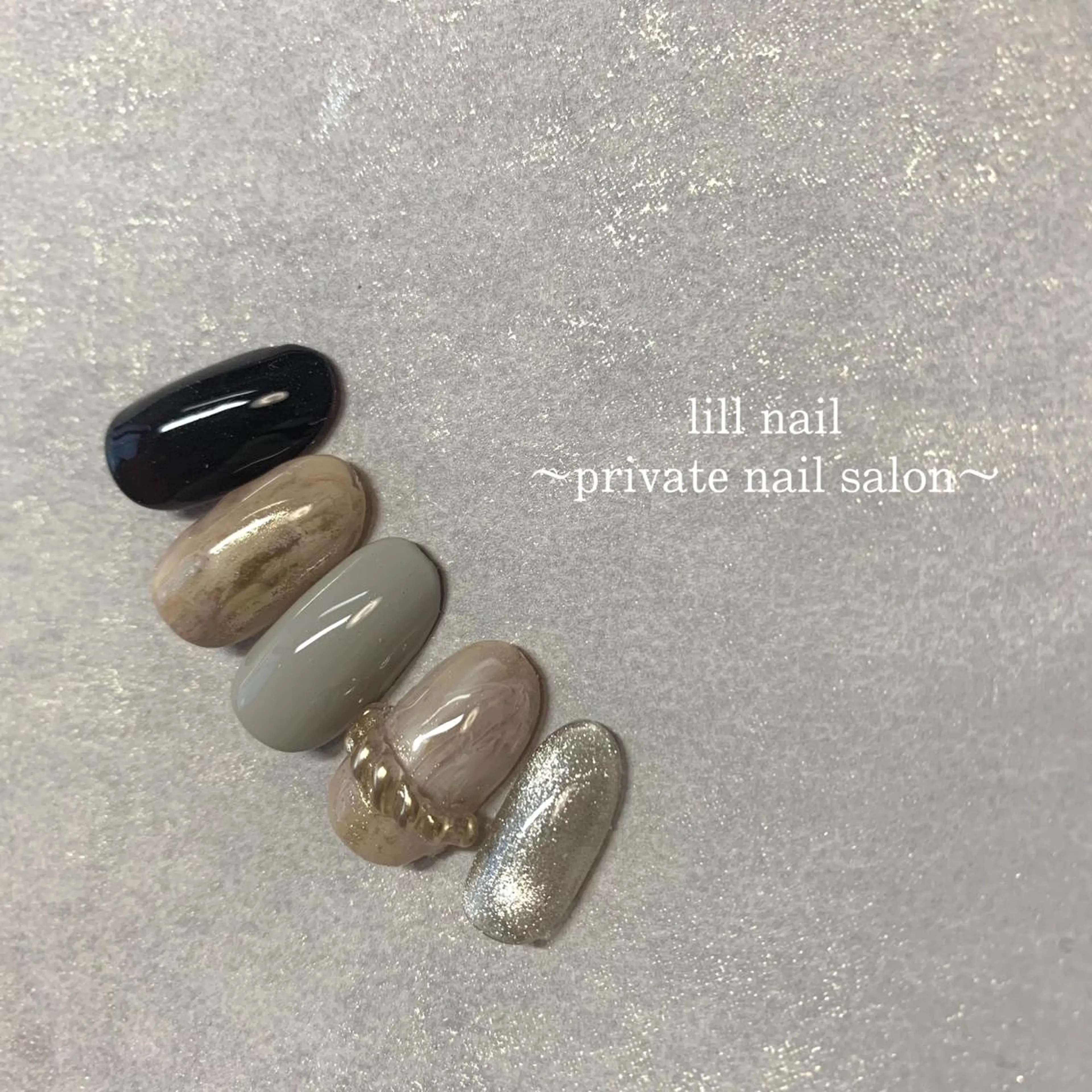 ミディアム pllia beautyのネイルデザイン