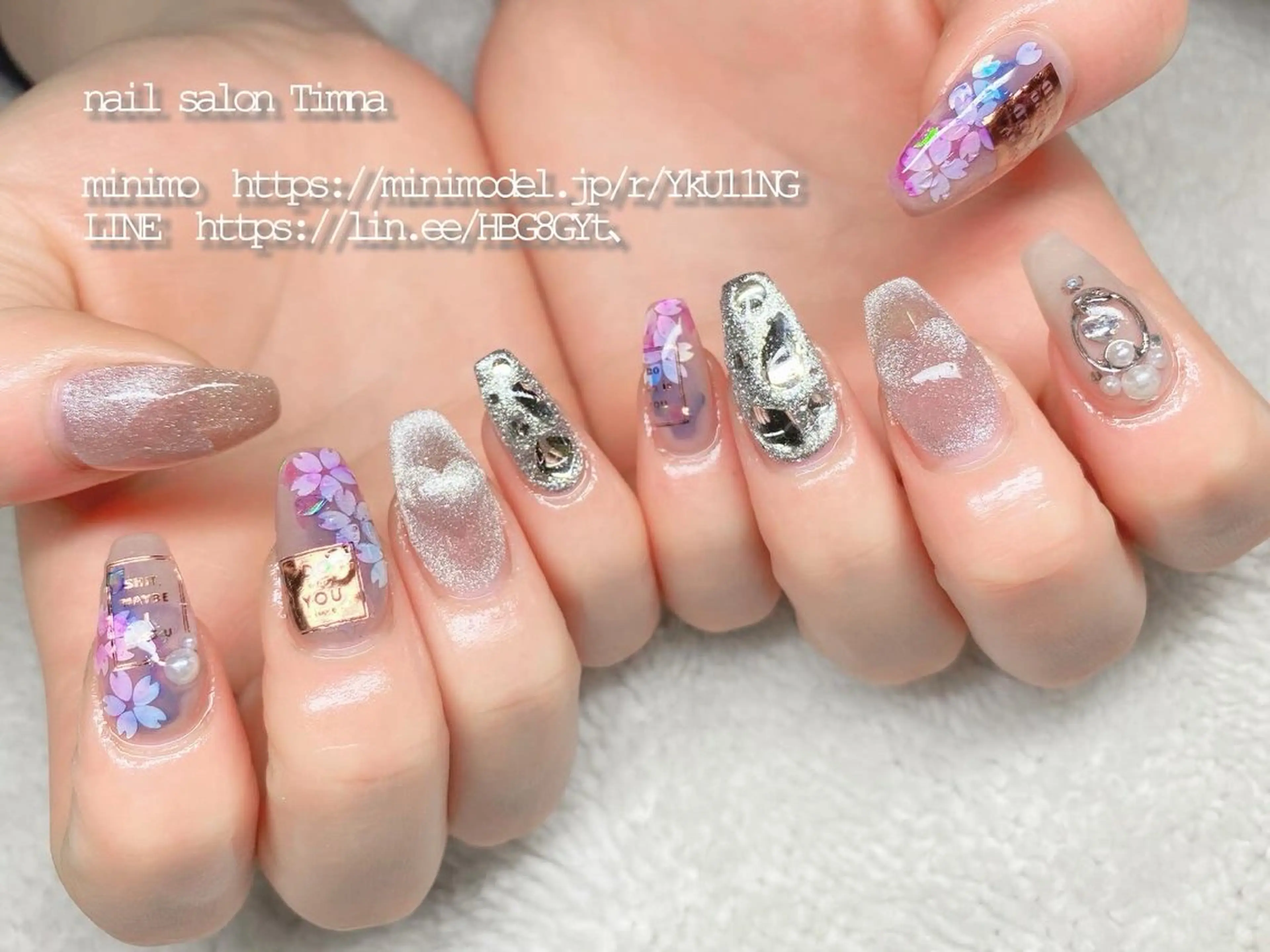 ミディアム ハンドネイル NAILSALON 🍔Timna🍟のネイルデザイン