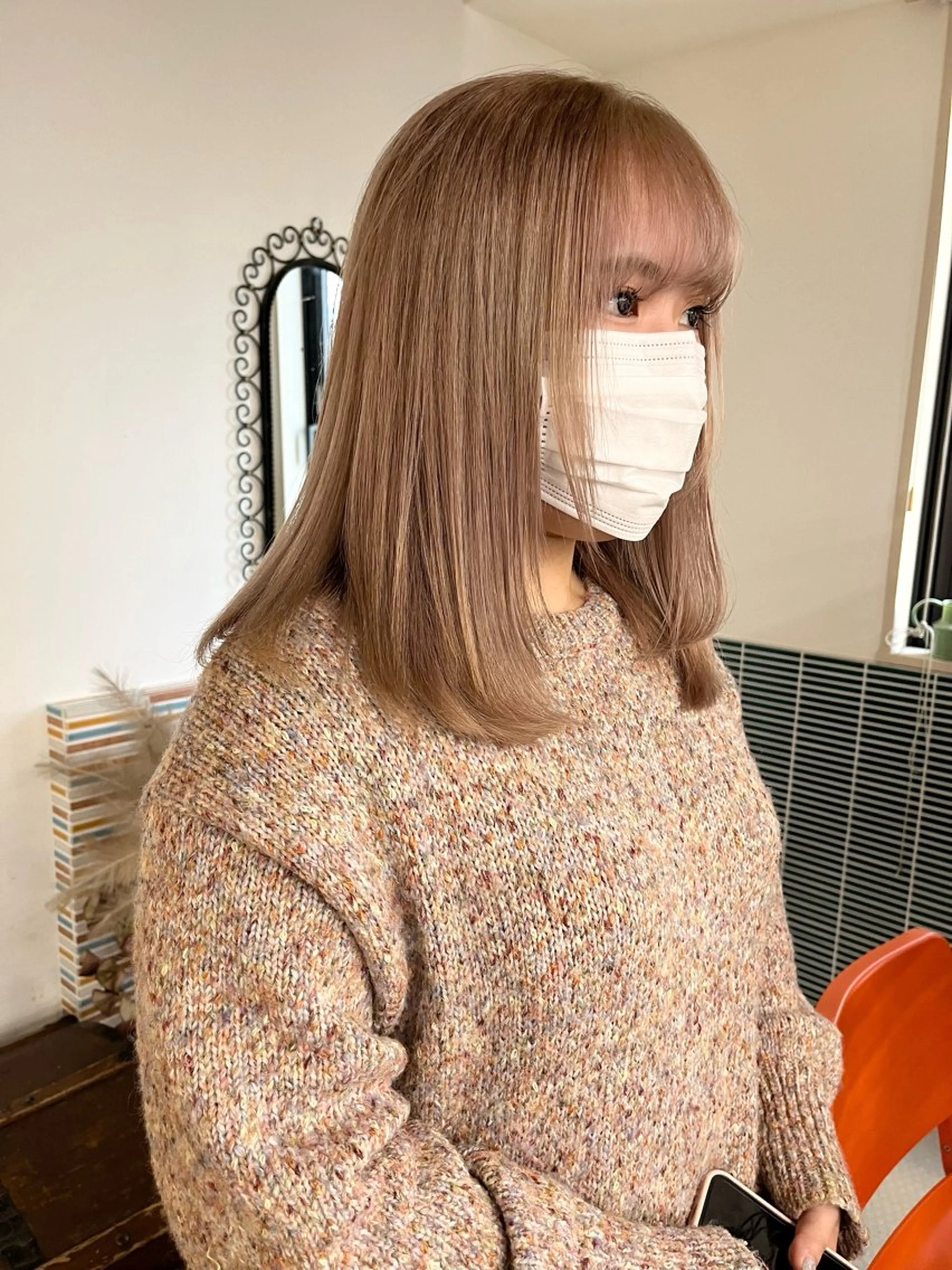 ミディアム カラー ベージュカラー ブリーチ ミルクティーベージュ レイヤーカット カット ヘアカラー トリートメント 🩷ハイトーン透明感 レイヤー🩷ユリカのヘアスタイル