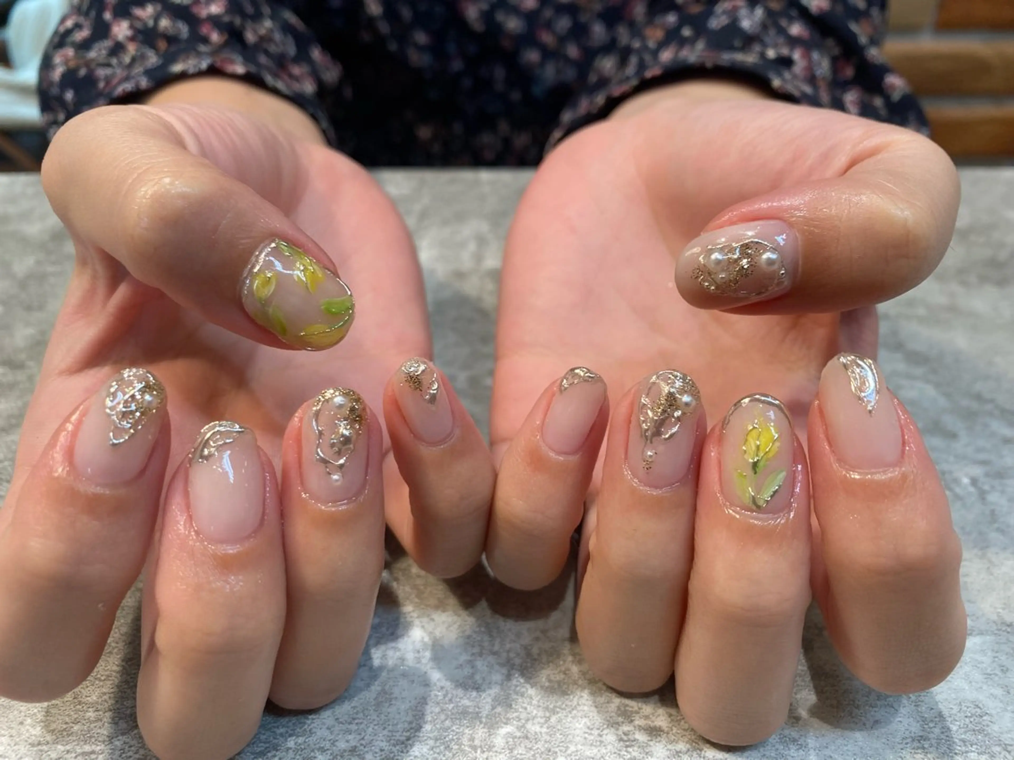 ネイル 佐藤  悠子のネイルデザイン