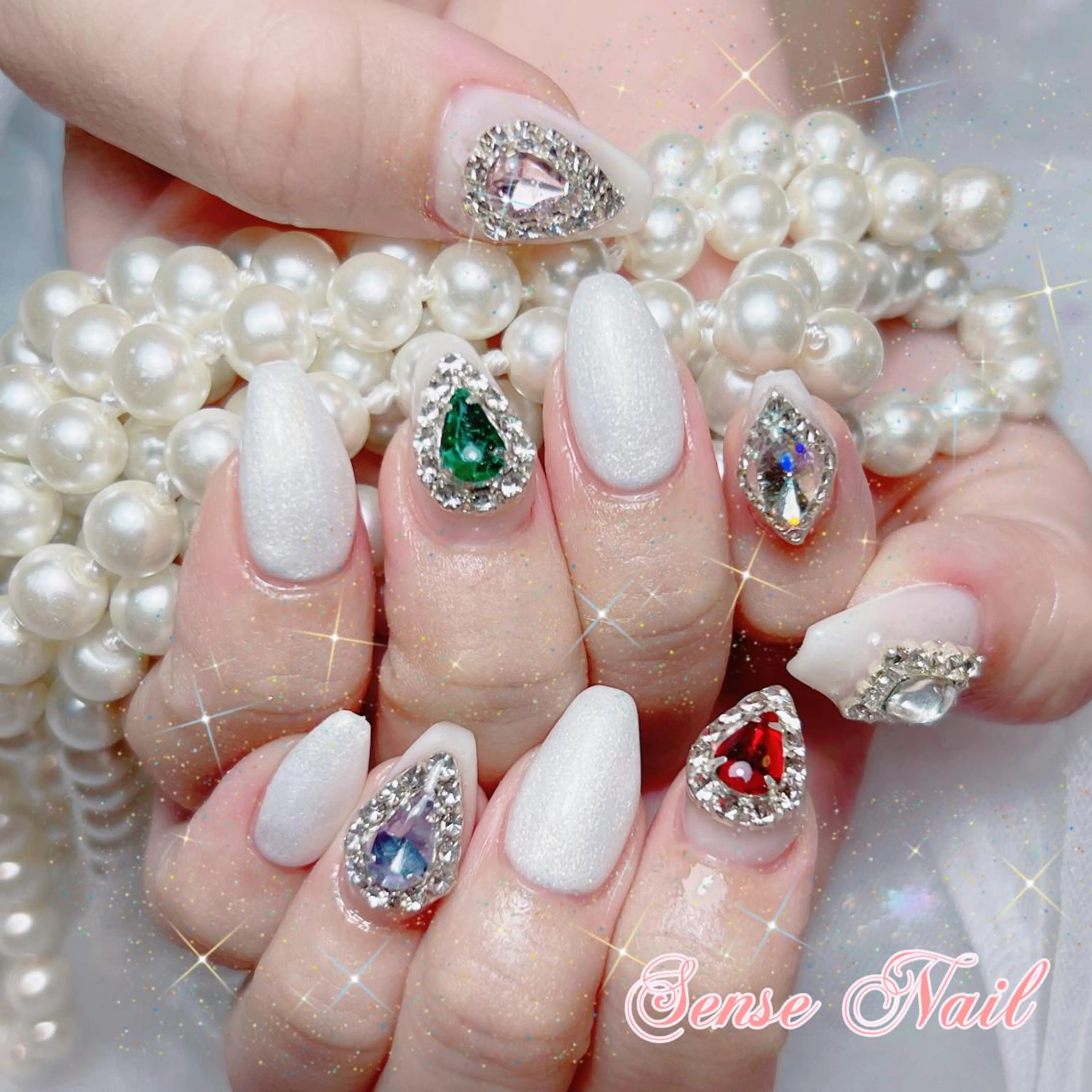 ネイル Kurieitibu 🍬Byu~tīのネイルデザイン