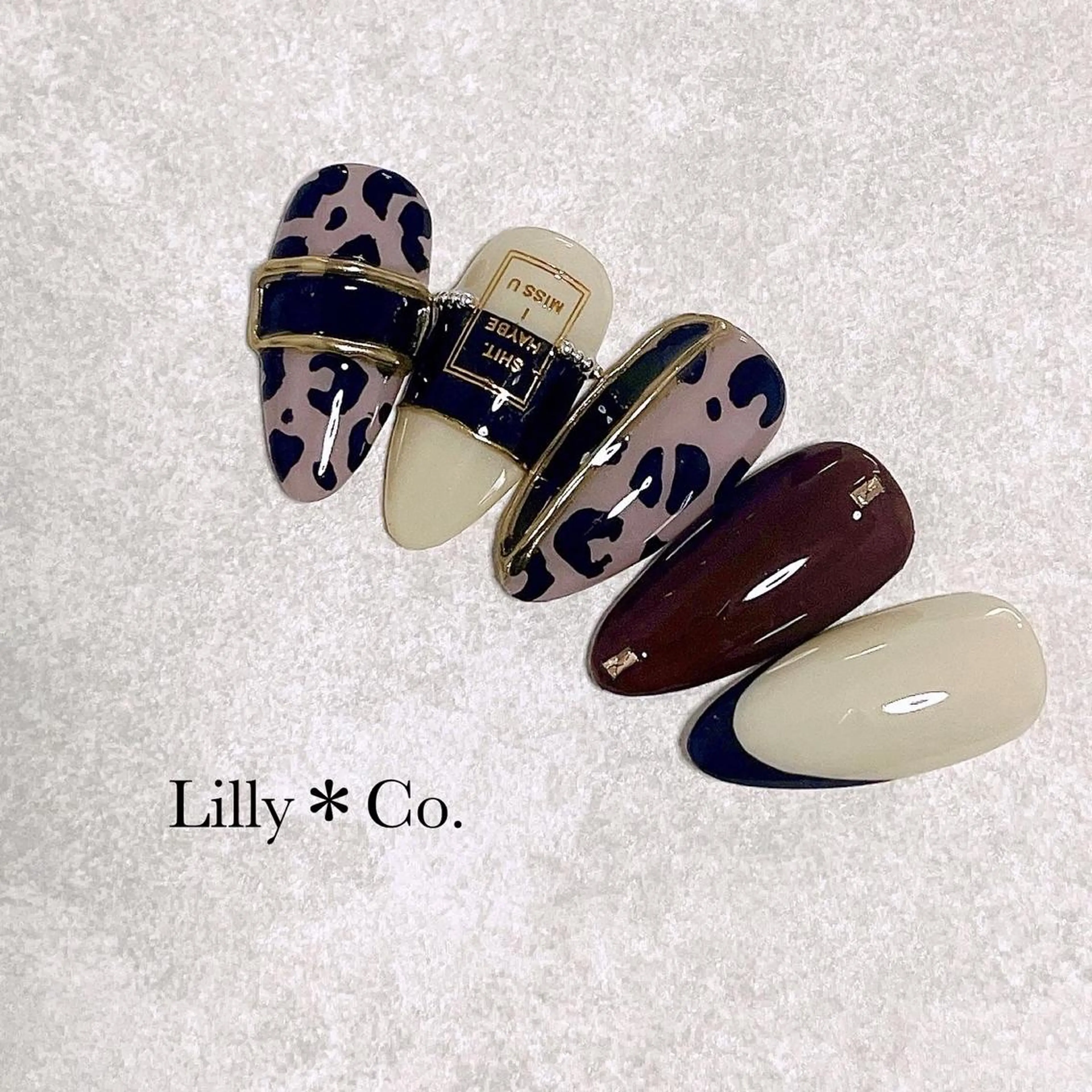 ネイル ハンドネイル ハンドケア Lilly Co.のネイルデザイン