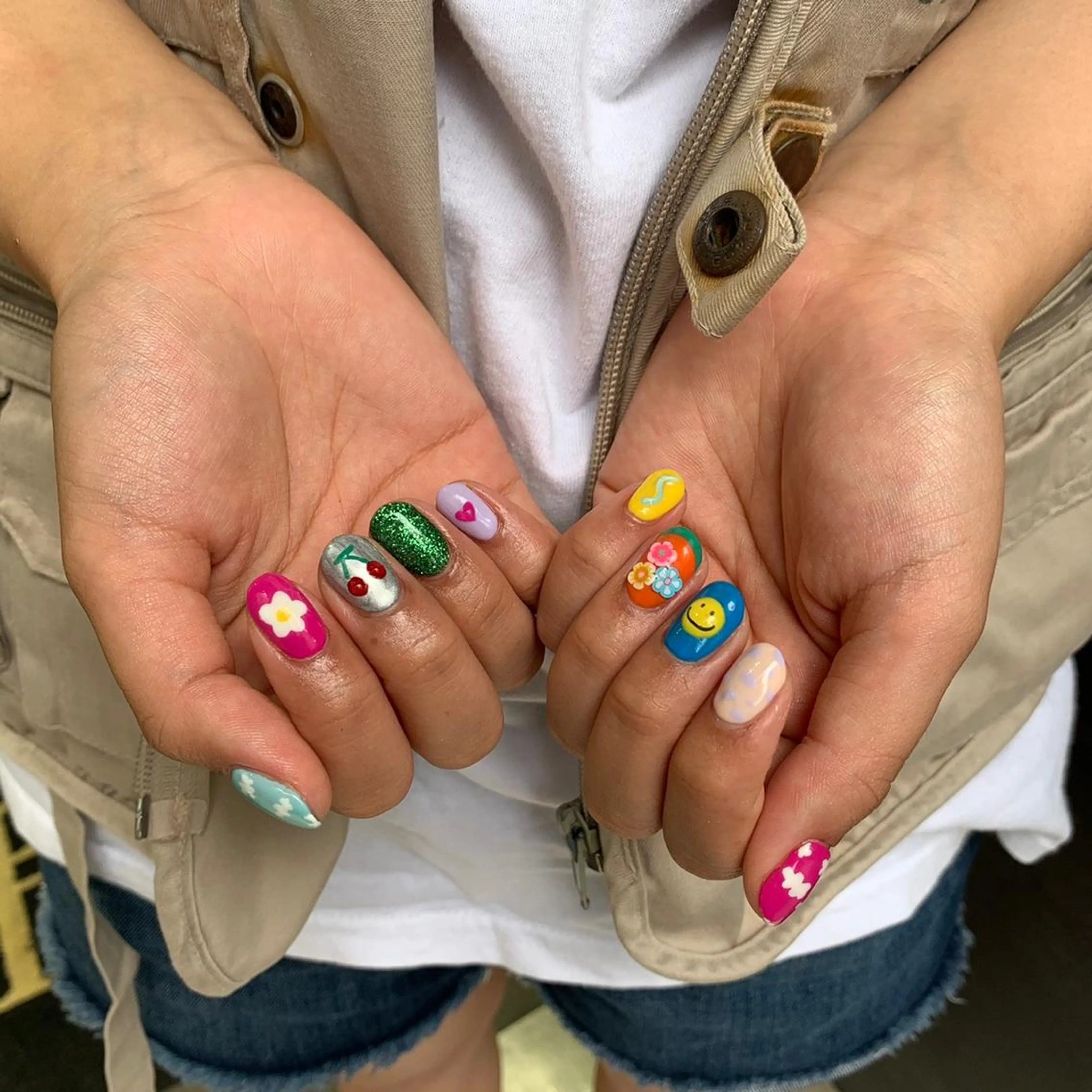 ネイル ハンドネイル 韓国🩶Y2Kネイル 💫くれはのネイルデザイン