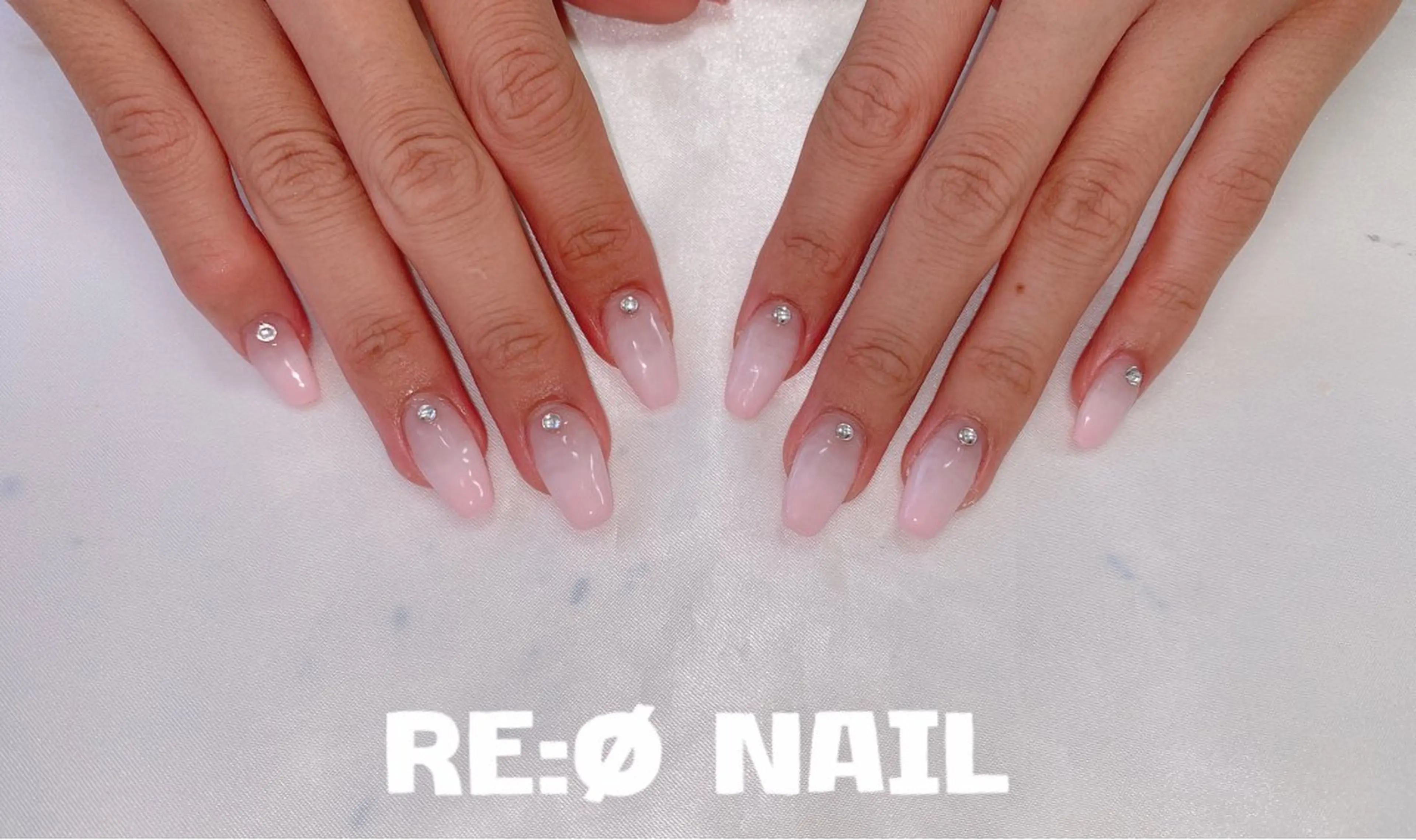ネイル グラデーション ピンク ハンドネイル Re:Ø nail 🩵TSUJIのネイルデザイン
