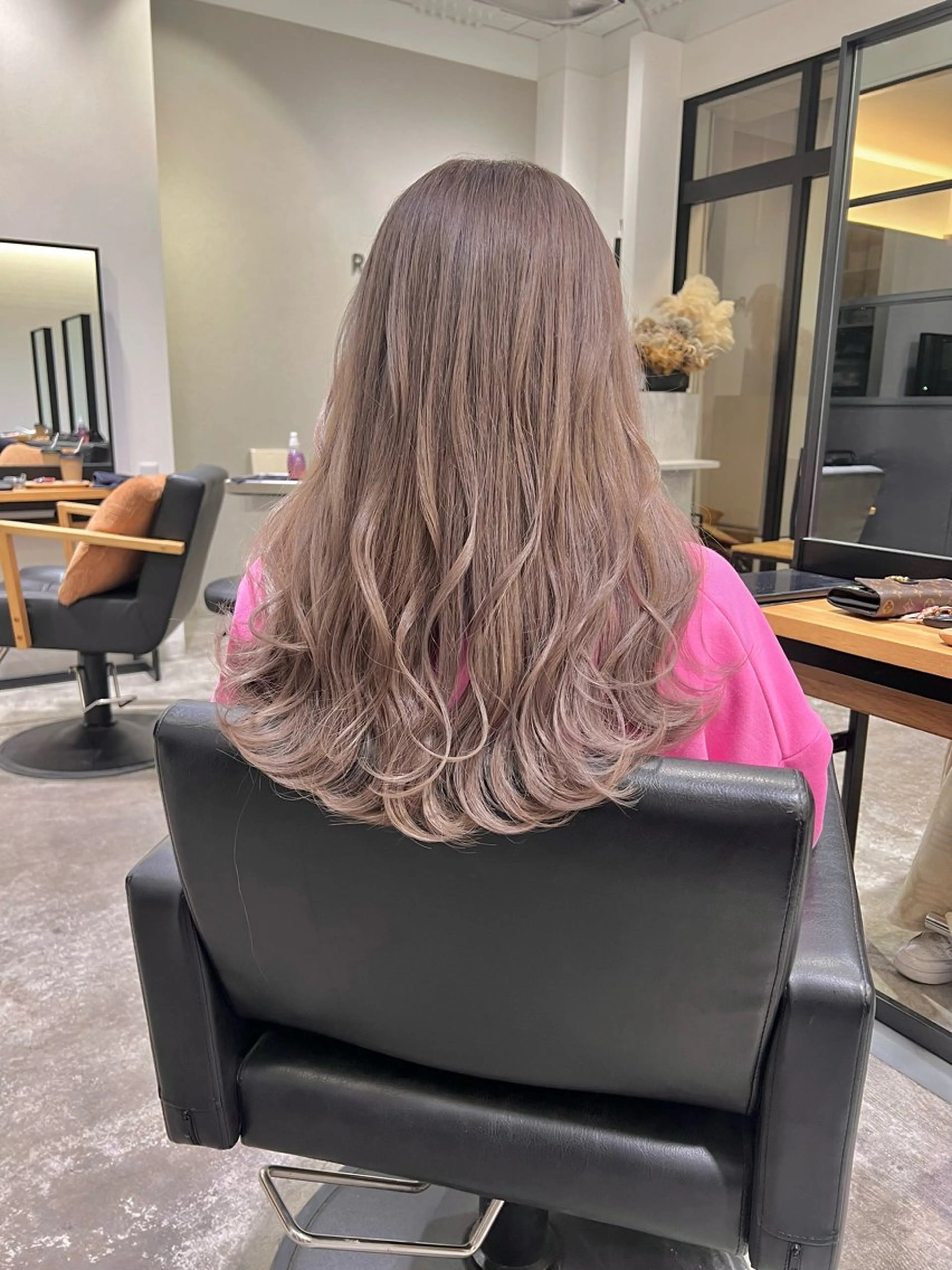 ロング カラー 猪股 稜斗のヘアスタイル