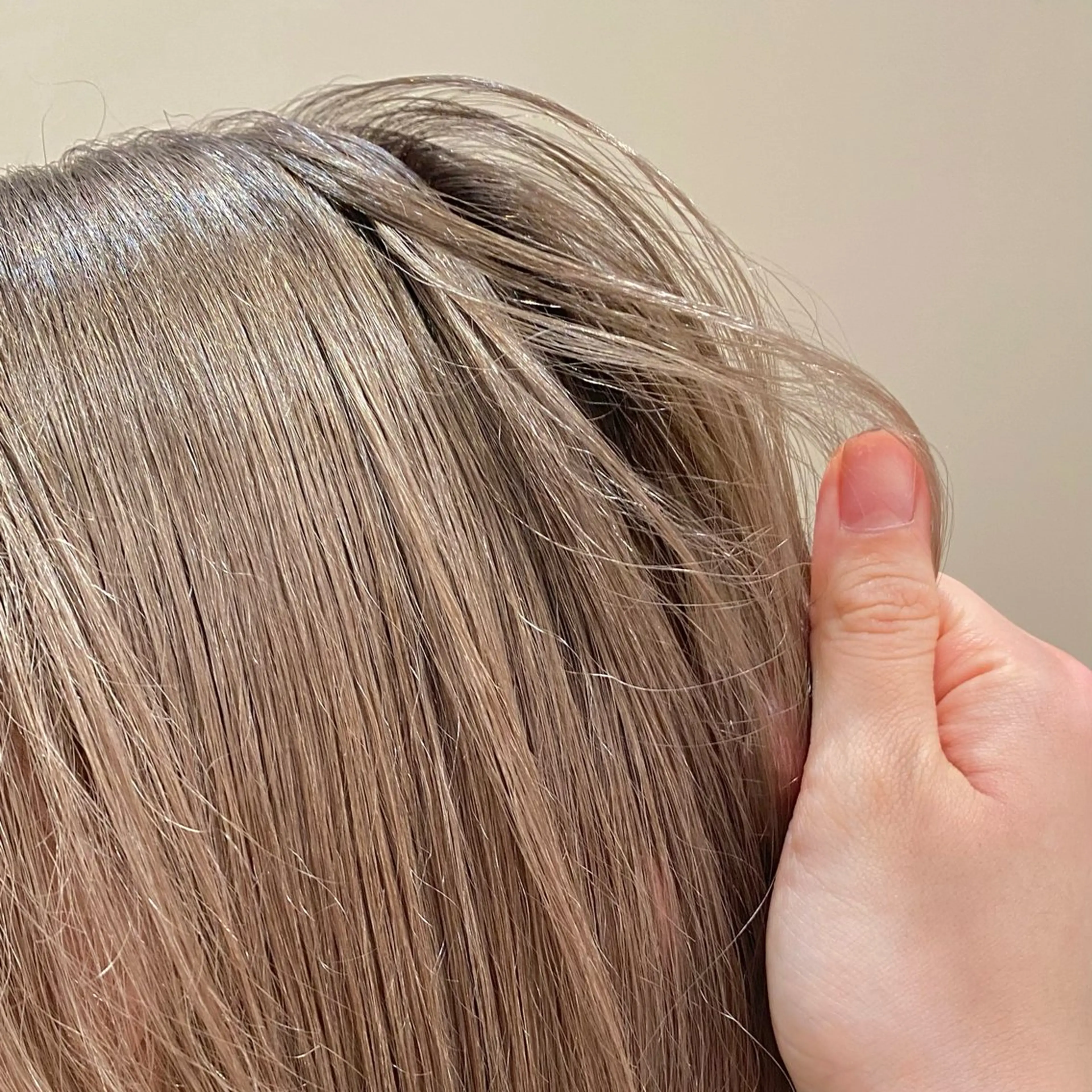 ミディアム カラー ヘアカラー ベージュ/アレンジ /横浜/杉本千夏のヘアスタイル