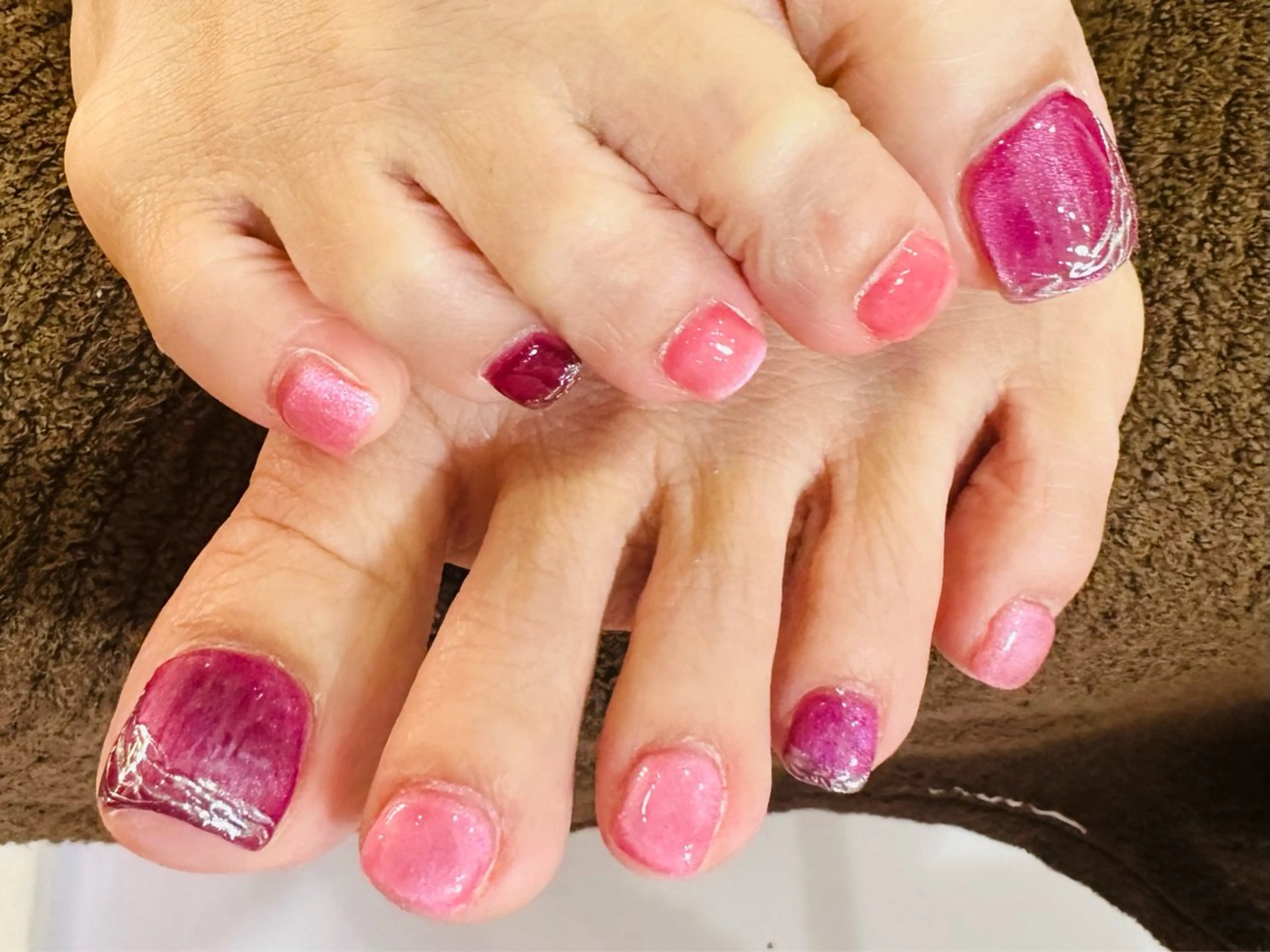 ネイル フットネイル ラ・ルーン国母店 Ayumiのネイルデザイン