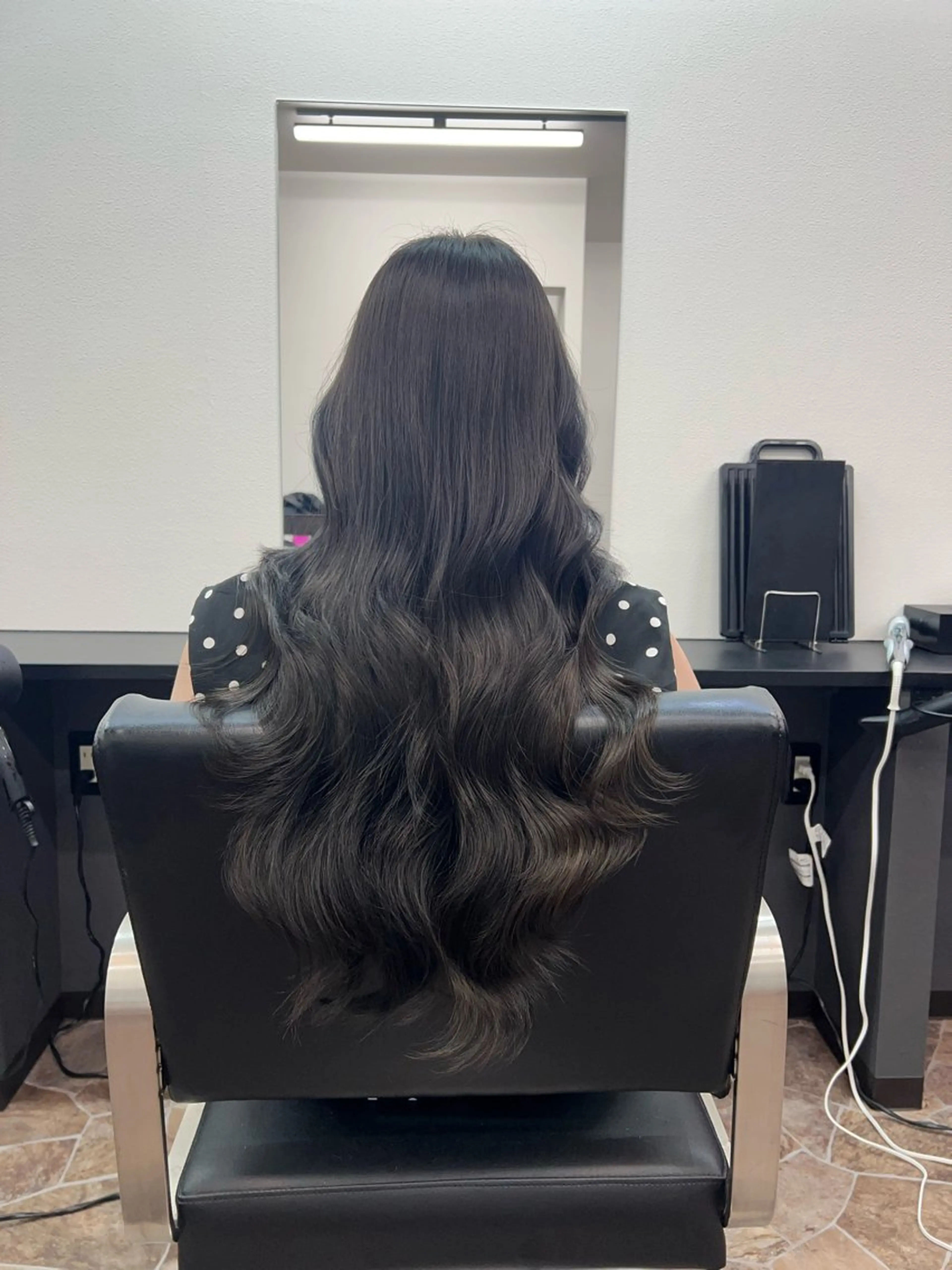 ロング ロング ヘアカラー トリートメント フリーダムマティーニ所属・藤本 翔己のヘアスタイル