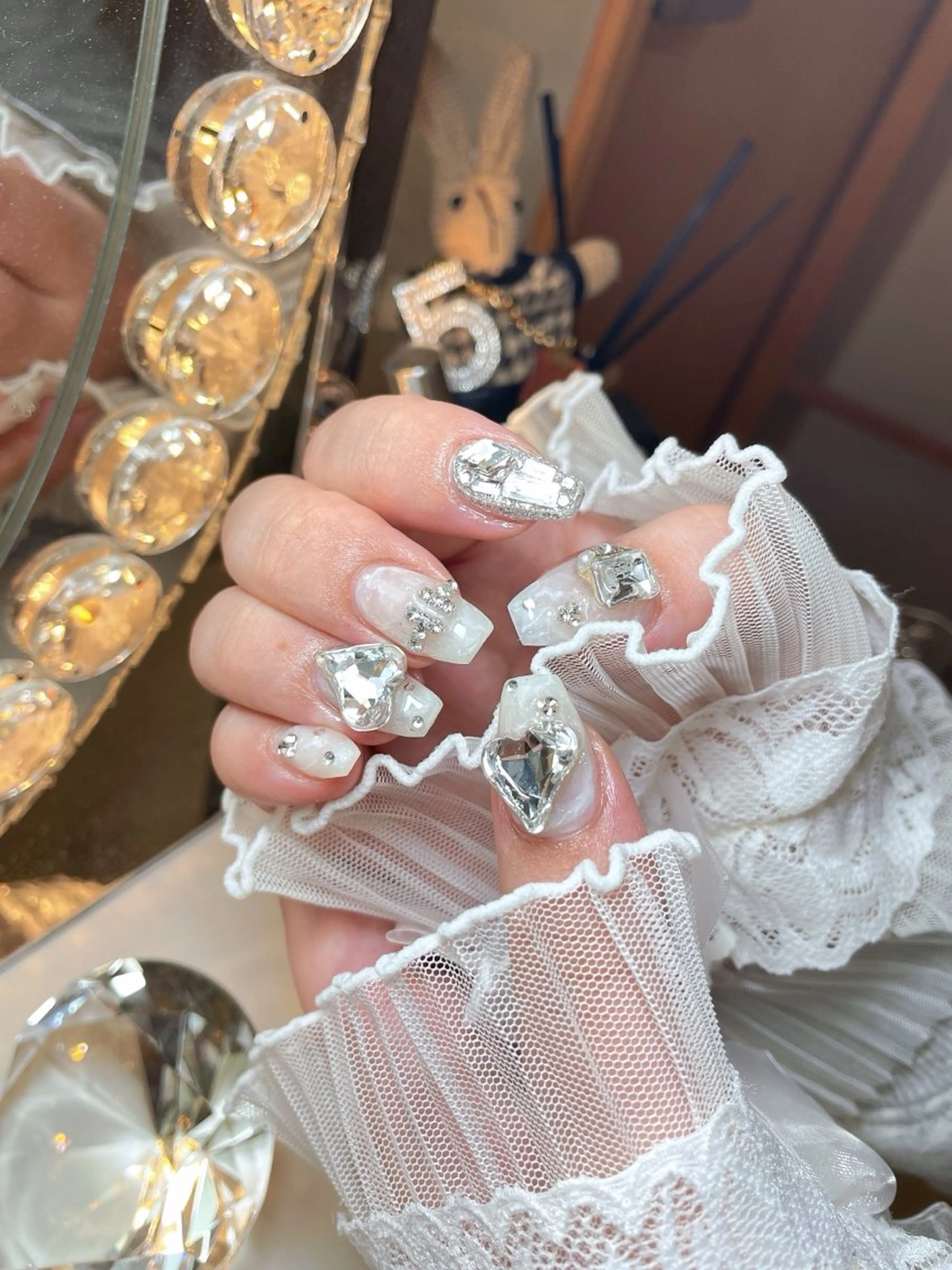 ネイル 23時まで❤︎韓国、 ワンホンネイルのネイルデザイン