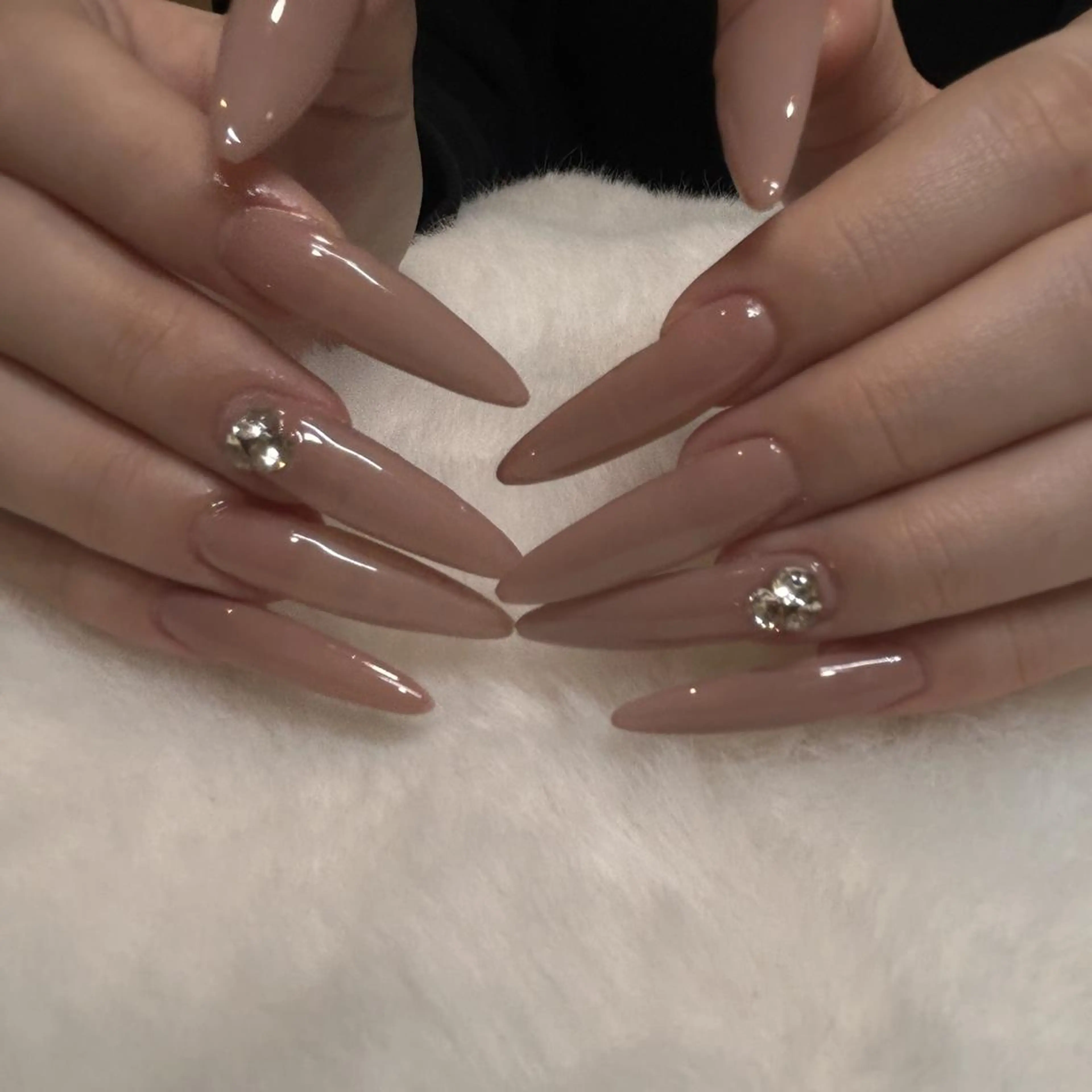 ネイル ワンカラーネイル Megu 【 cutill 】のネイルデザイン