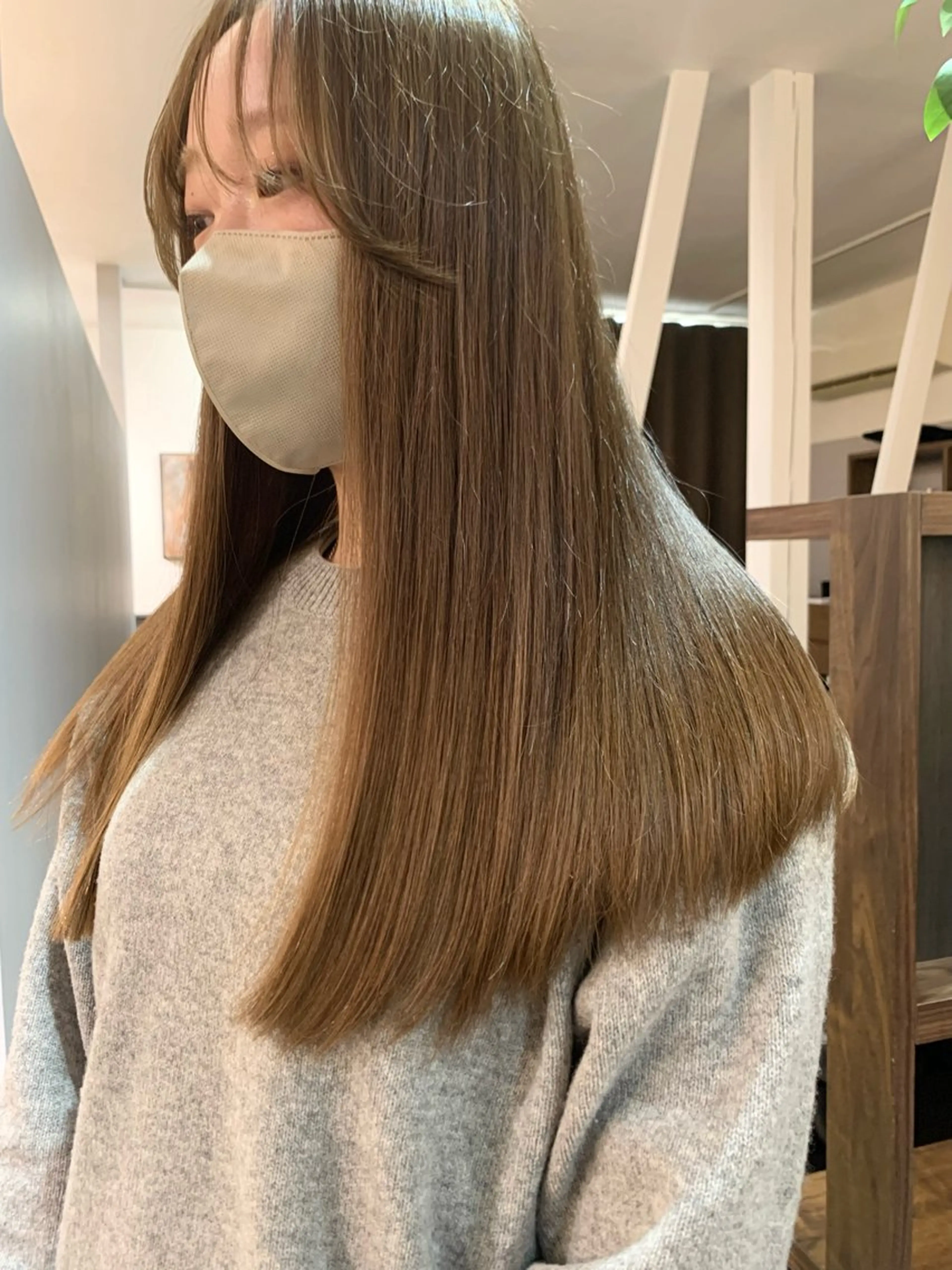 ロング カラー cupra所属・カワクボ ソラのヘアスタイル