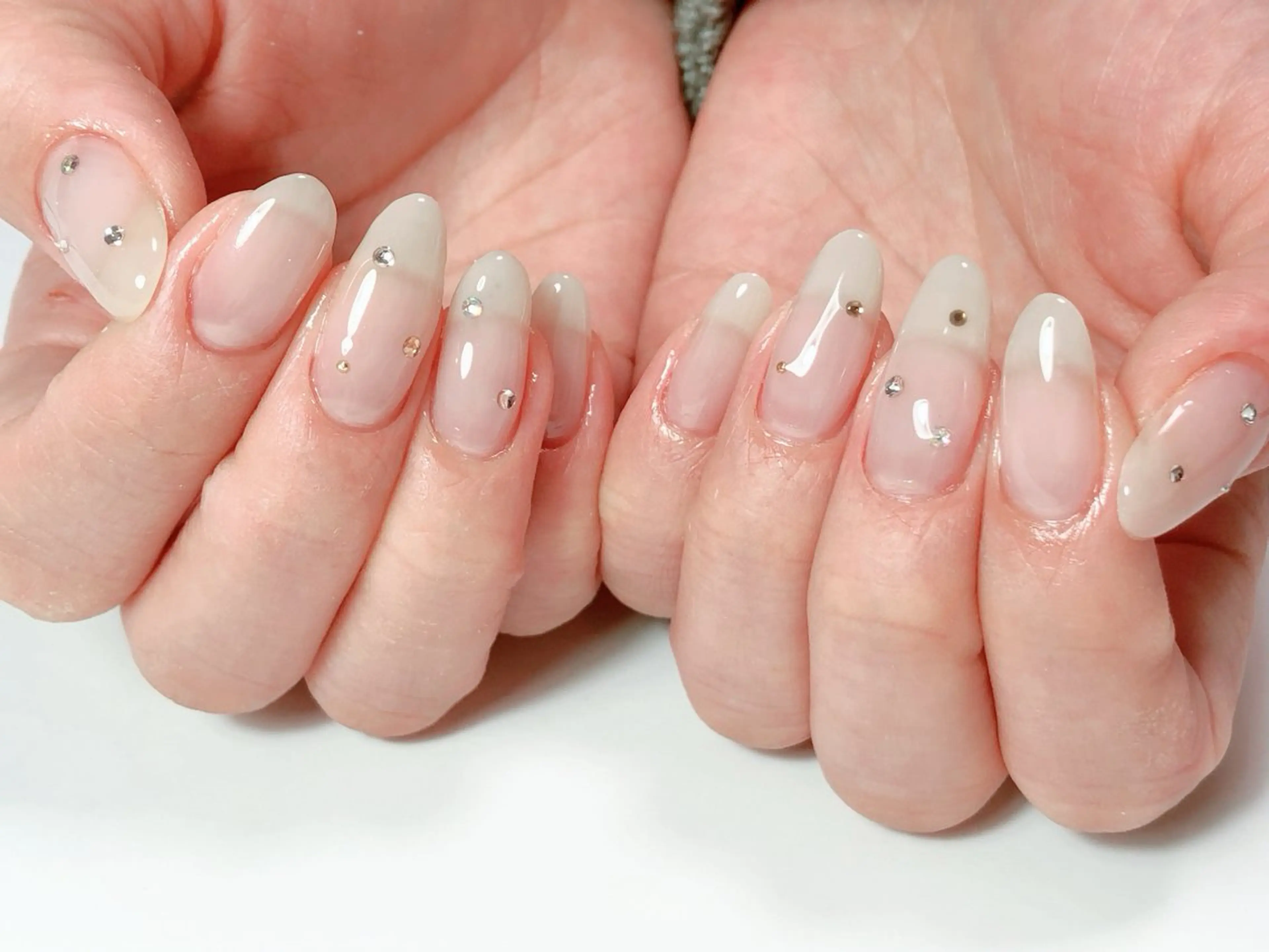 ネイル シンプルネイル atelier in bloomのネイルデザイン