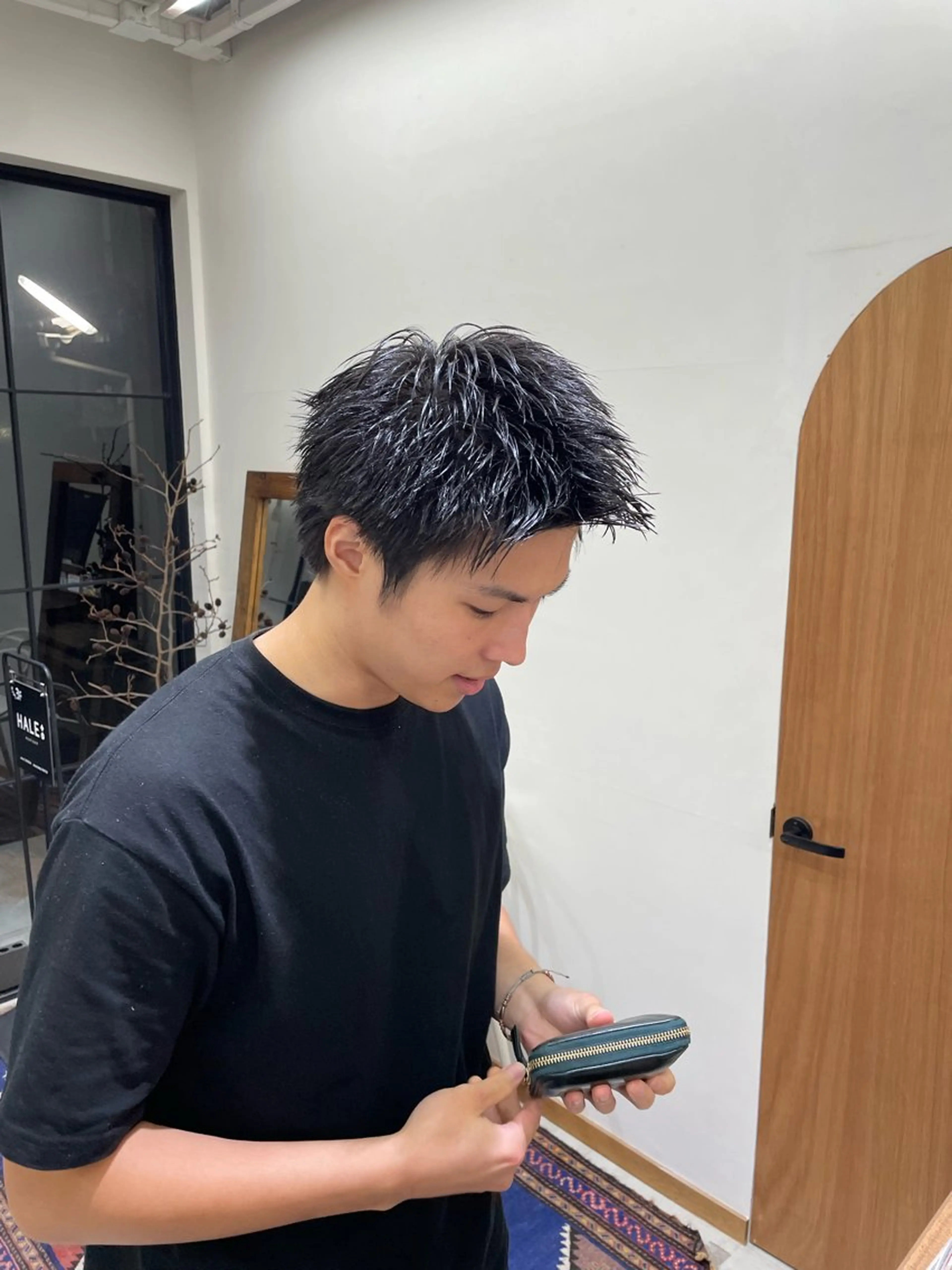 メンズ スパイキーショート 慎太朗/パーマ/ボブ /センターパートのヘアスタイル