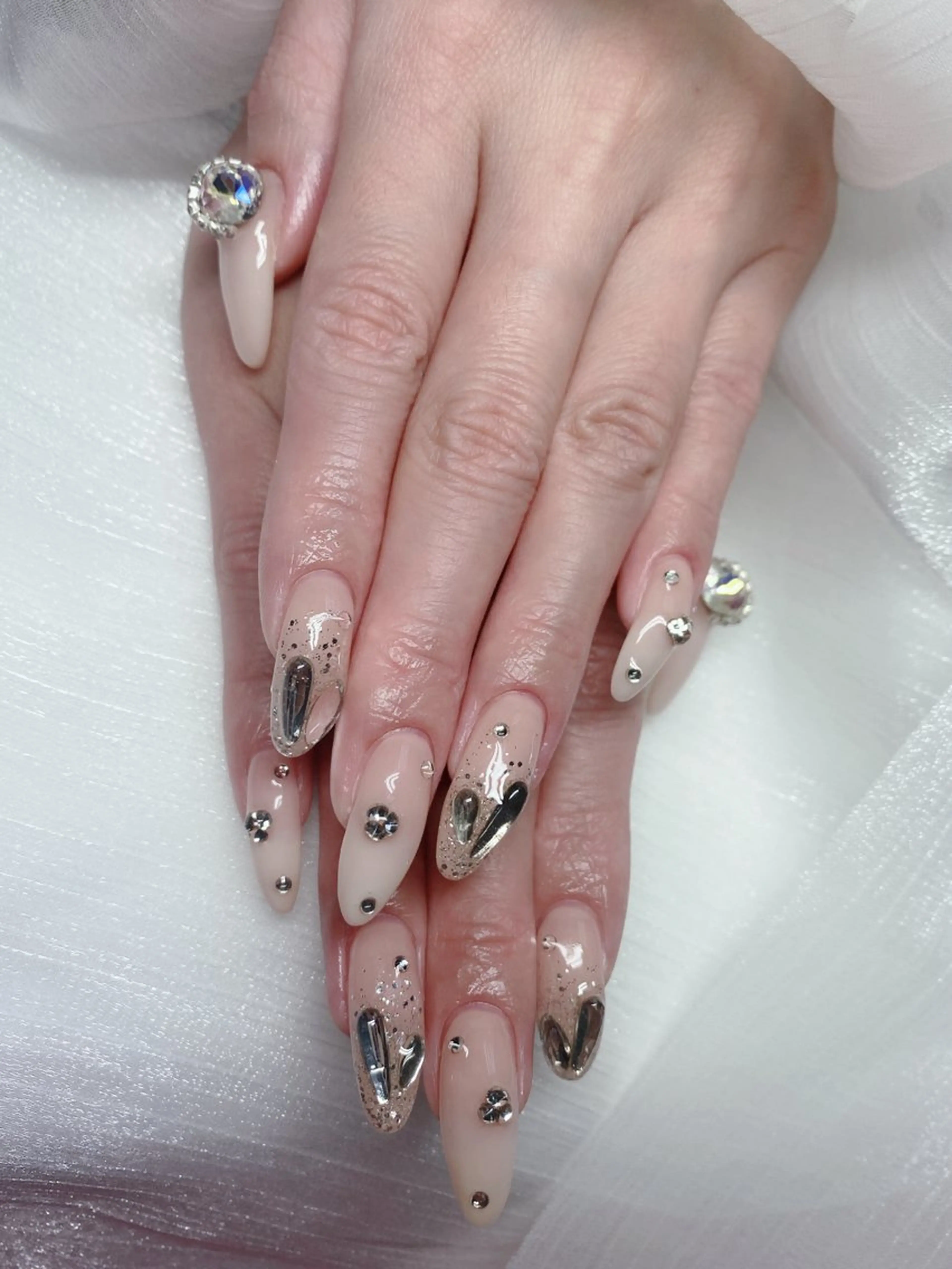 ネイル ハンドネイル ハンドケア UniqueNail 長さだし専門店のネイルデザイン