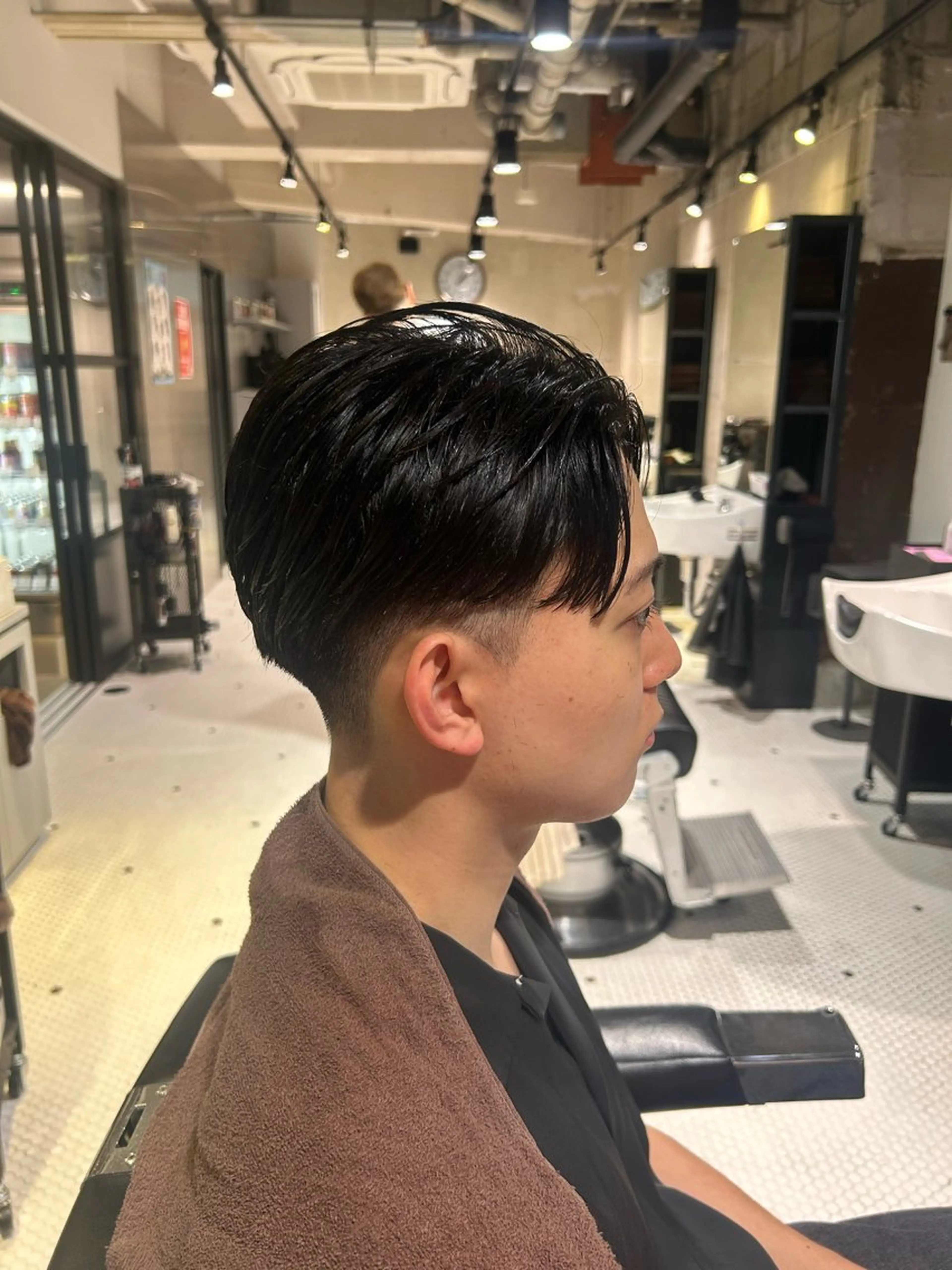 ショート FRANK’S BARBE(E)R THE STAND.所属・飯田橋メンズカット 高橋琴音のヘアスタイル