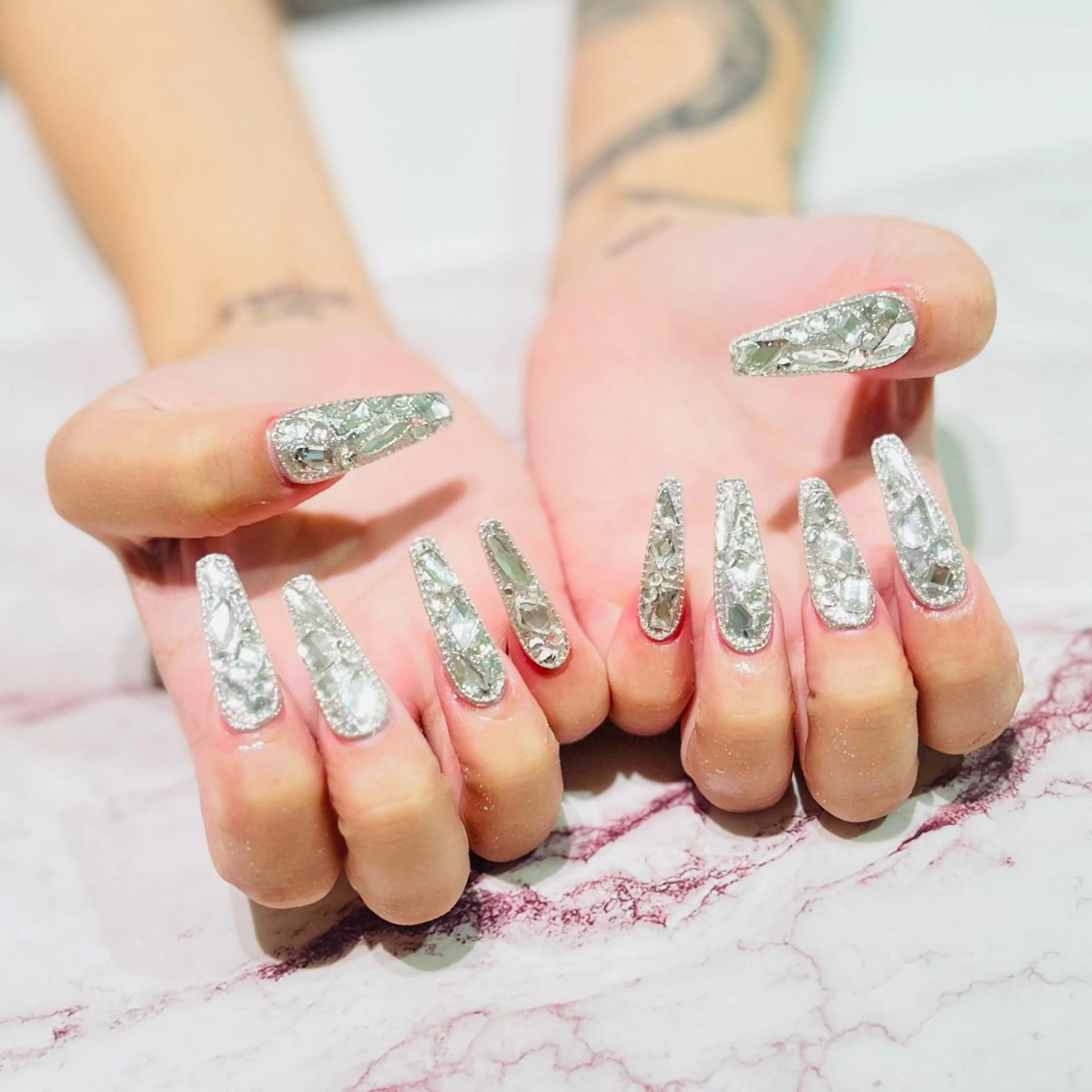 ネイル ハンドネイル Hair removal & Beauty salon Produce by Lucia所属・nail salon Luciaのネイルデザイン