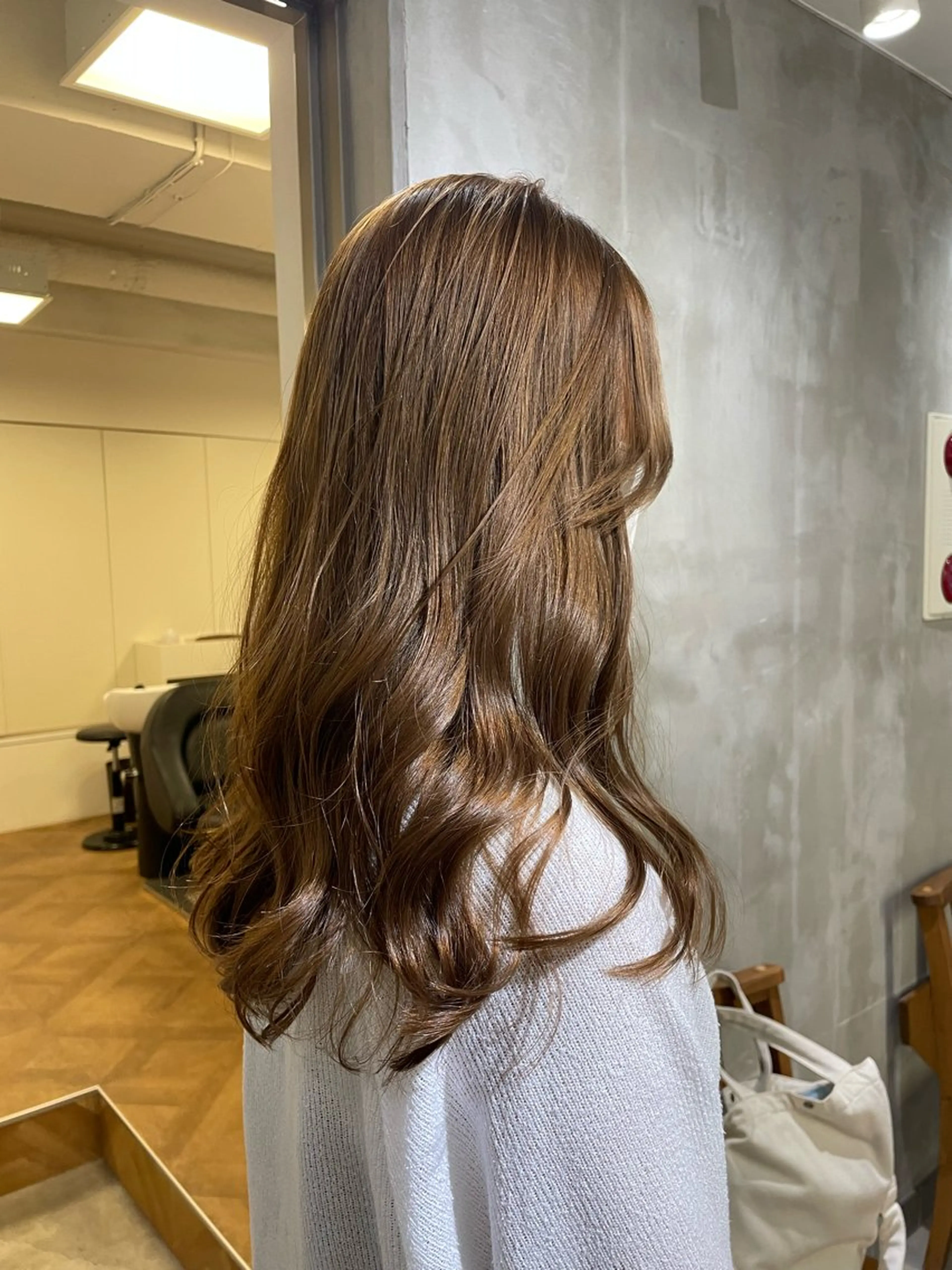 セミロング カラー ベージュカラー ブリーチ ブリーチなしカラー ヘアカラー トリートメント suzu /フリーランス吉祥寺のヘアスタイル