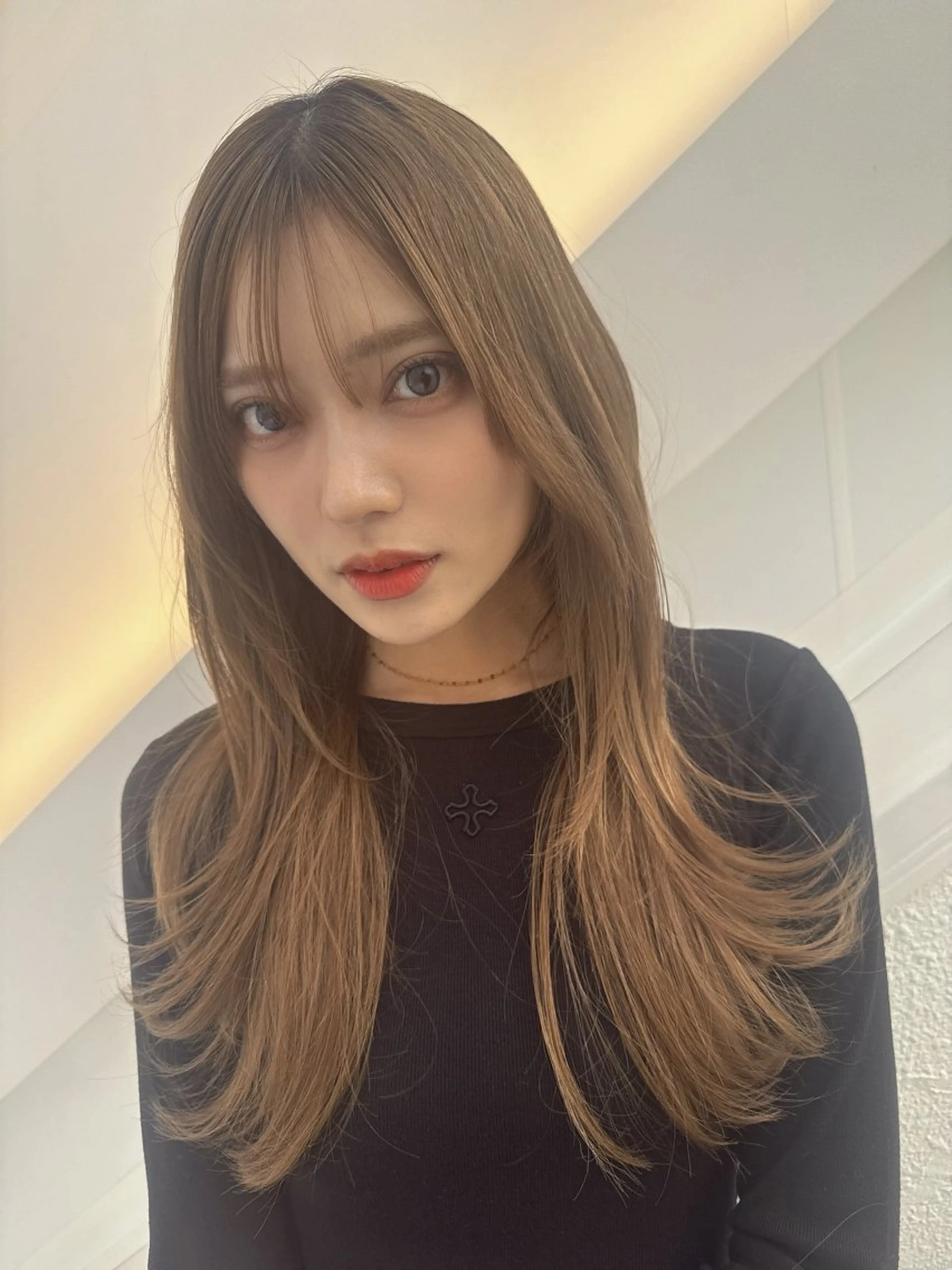 セミロング カラー ベージュカラー 透明感カラー 顔まわりレイヤー レイヤーカット 小顔カット カット ヘアカラー トリートメント 💎透明感カラー特化 💎TAISEIのヘアスタイル