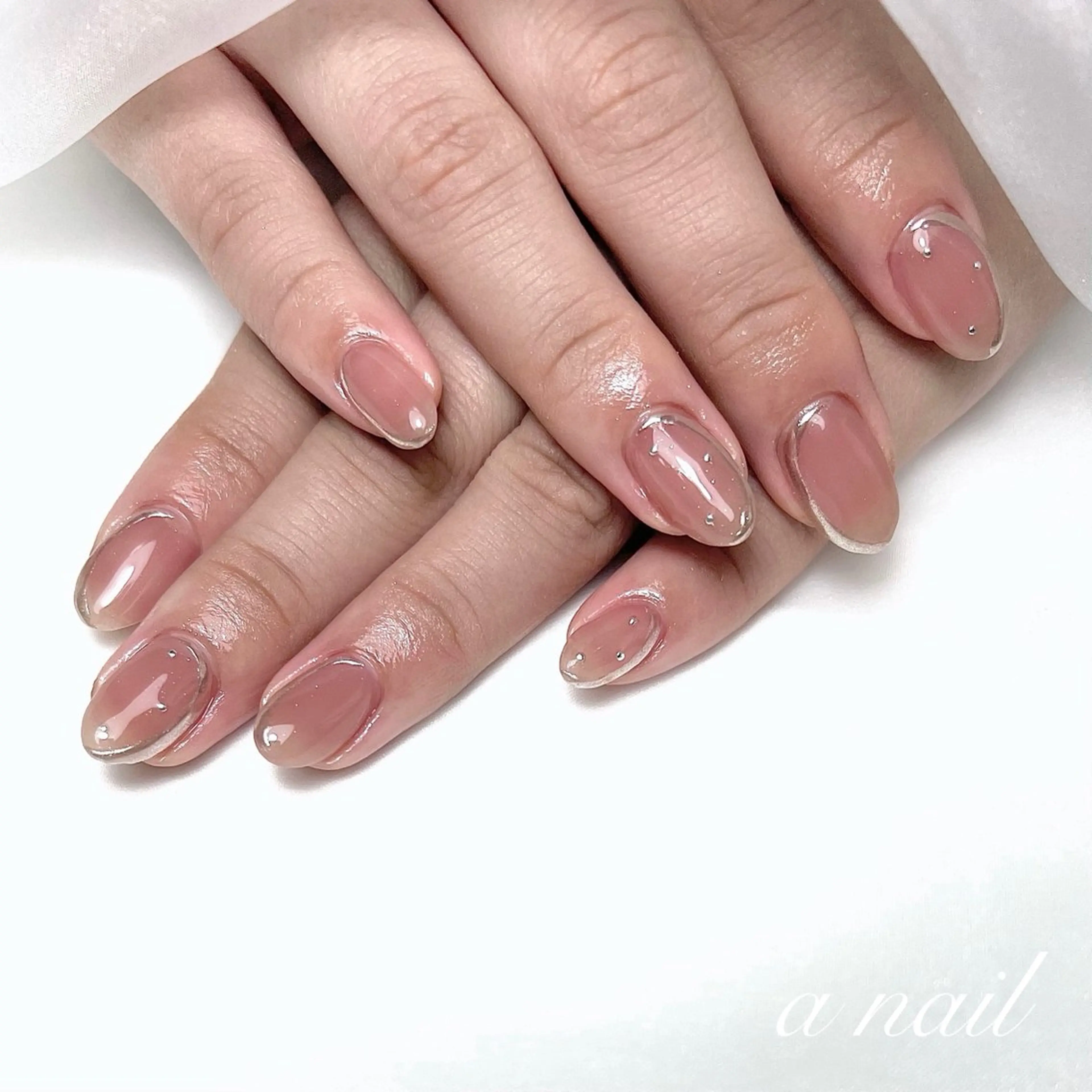 ネイル ミラーネイル 持ち込み シルバー ハンドネイル Salon_ a.nailのネイルデザイン