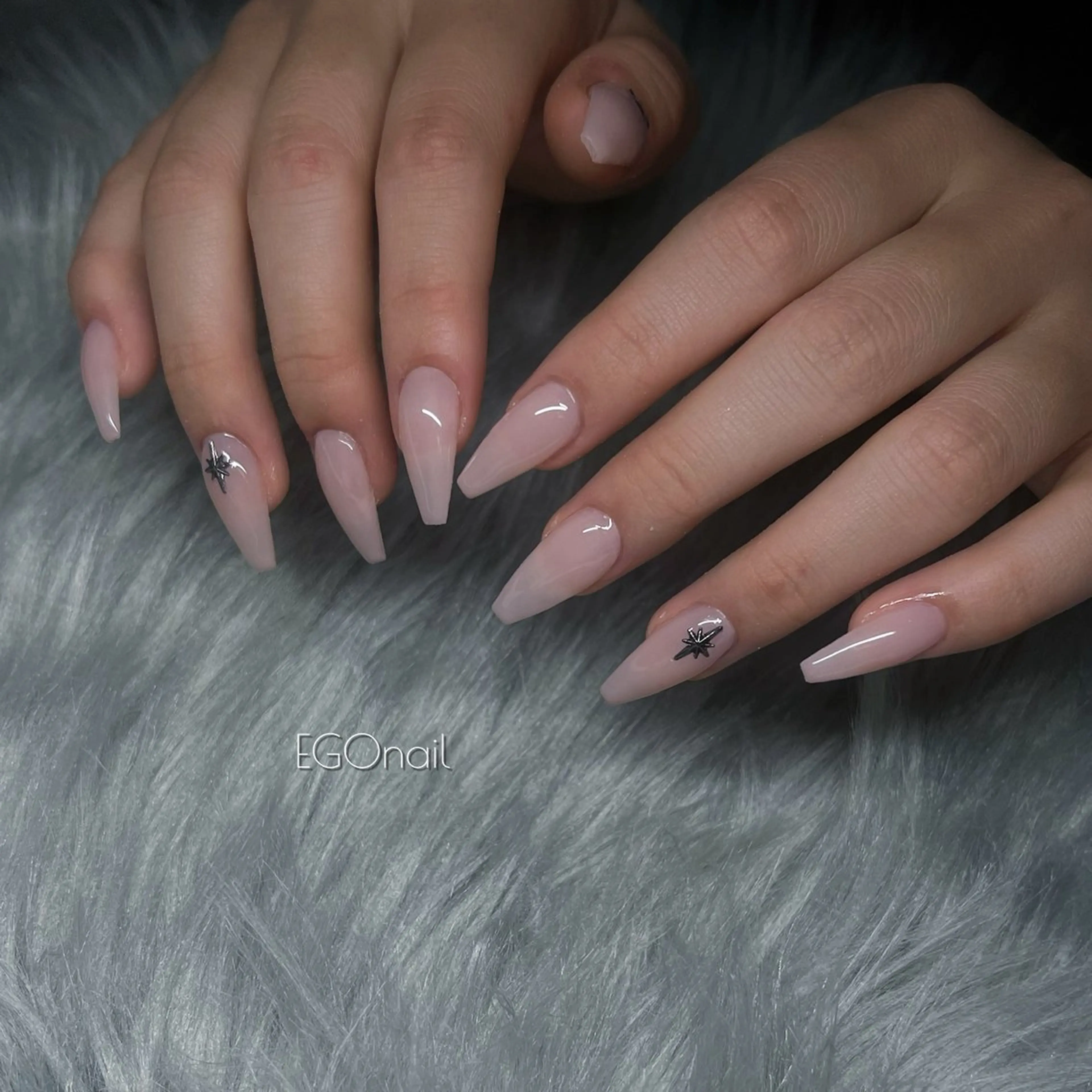 ネイル ハンドネイル EGOnail所属・EGO nailのネイルデザイン