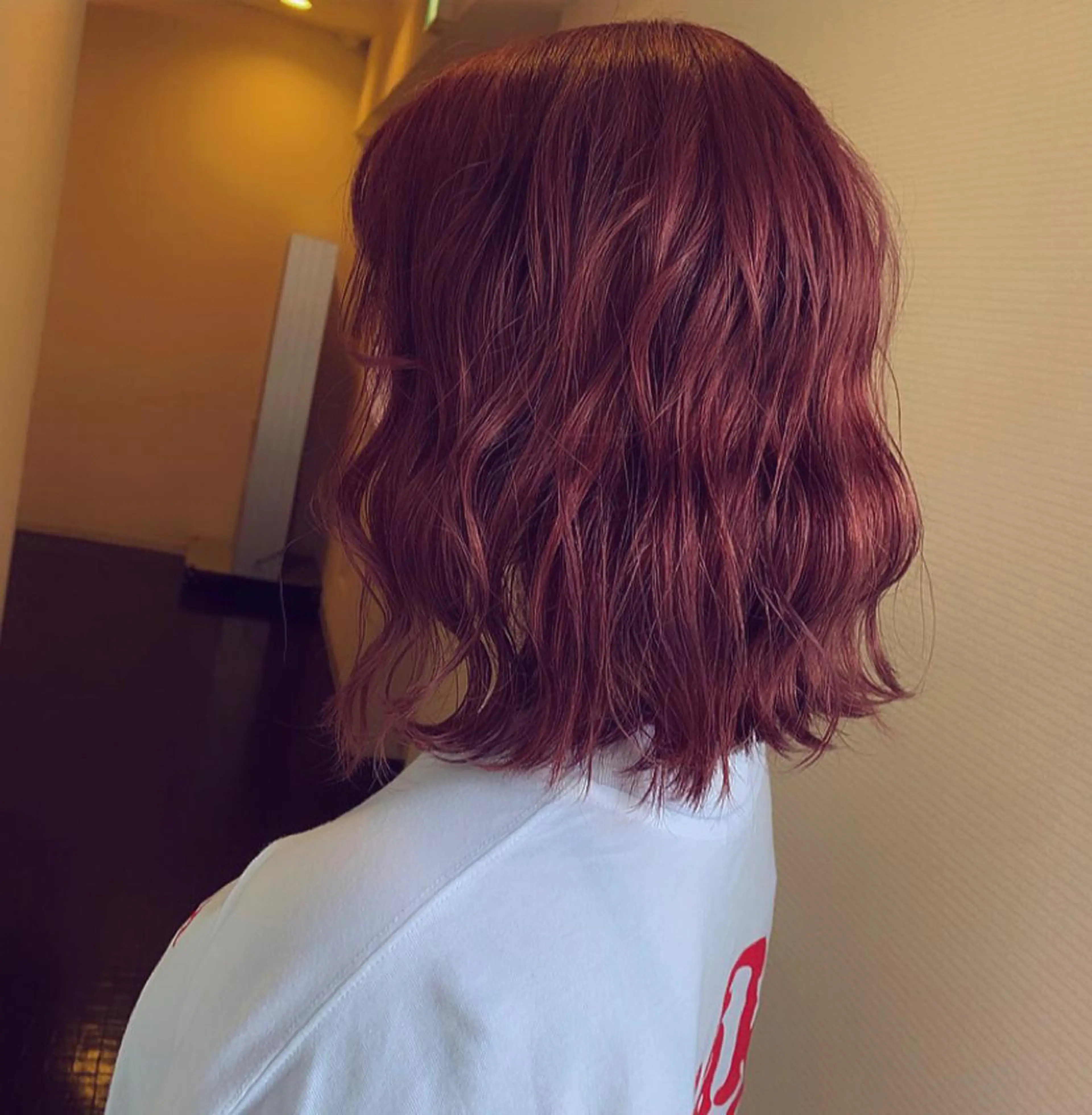 ミディアム カラー カシス レッドカラー 韓国ヘア🇰🇷 YURIYAのヘアスタイル