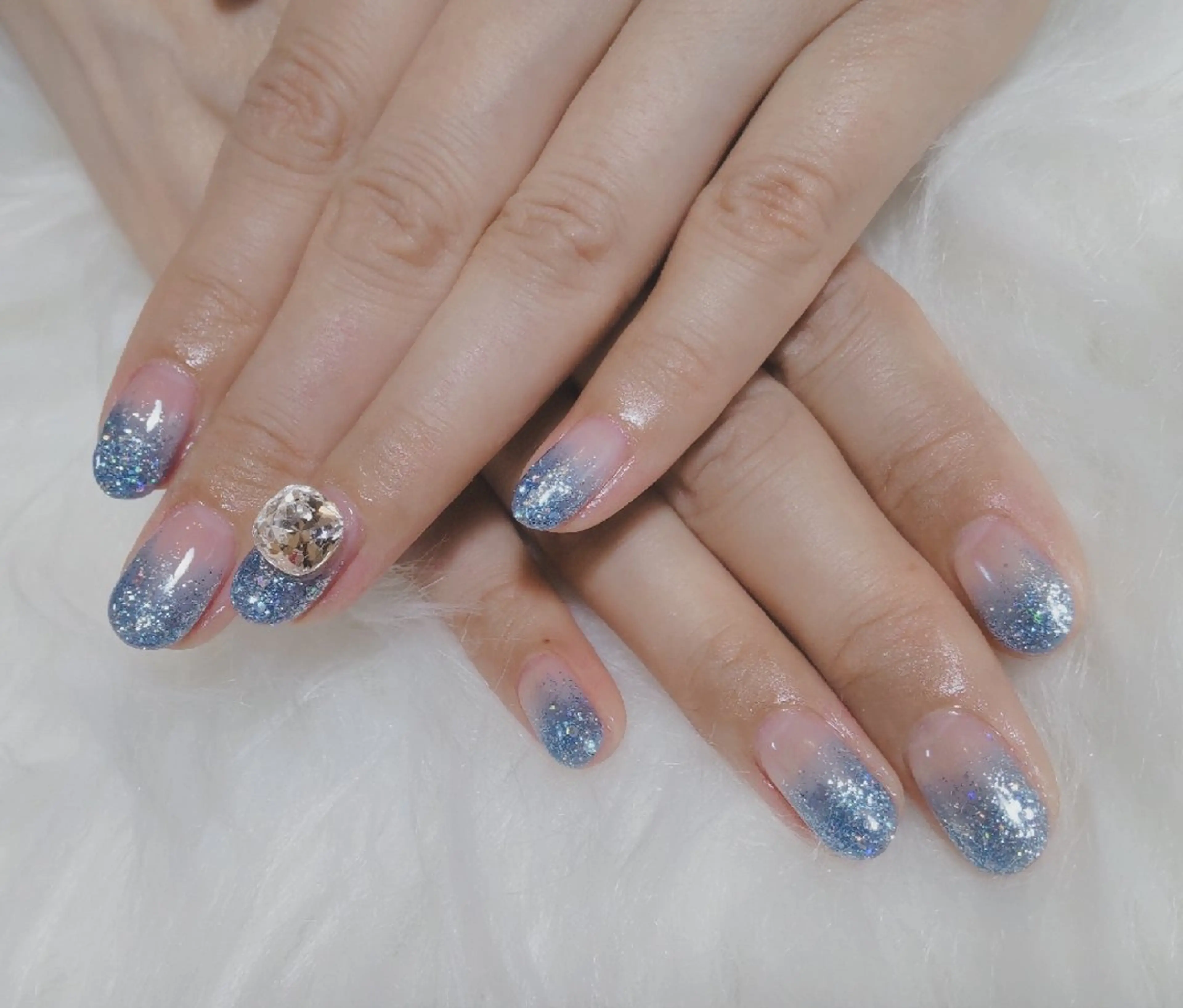 ネイル Éva nail salon所属・Éva nail MARIのネイルデザイン
