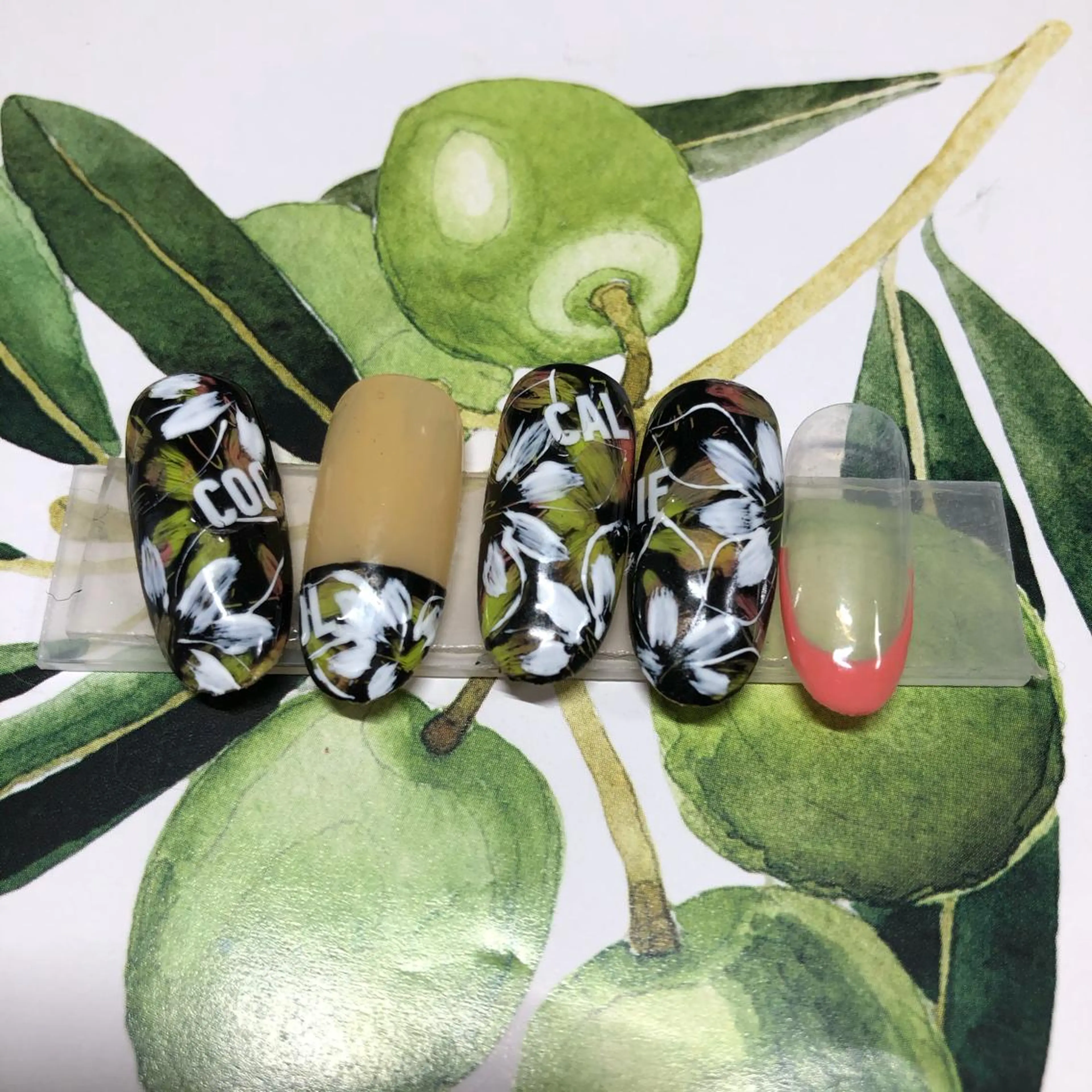 ネイル 奥園 良恵のネイルデザイン