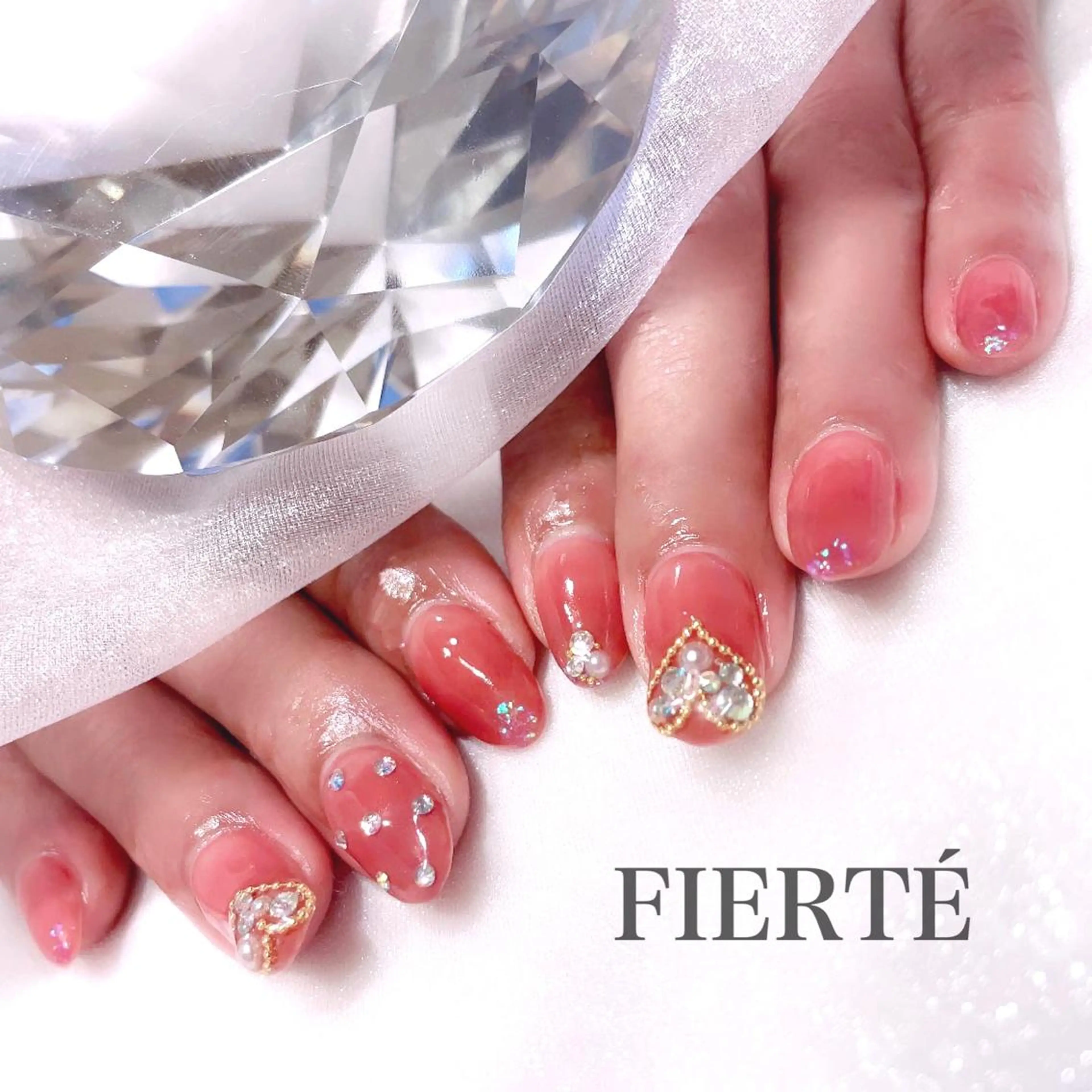 ネイル バレンタイン ハンドネイル FIERTÉ所属・FIERTÉ Miyuのネイルデザイン